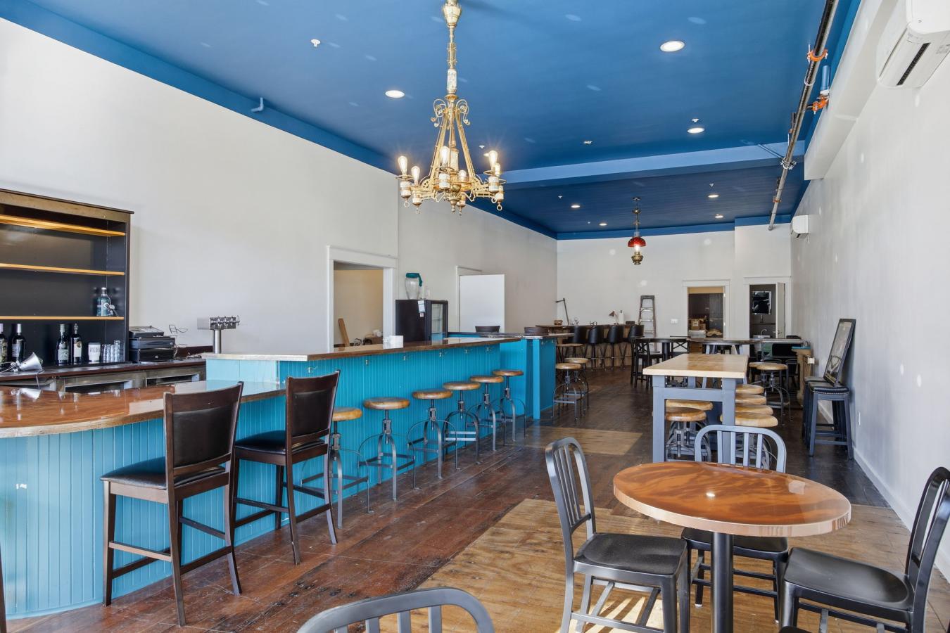 Ilwaco, Pacific, 98624, United States, ,Residential,For Sale,1987459