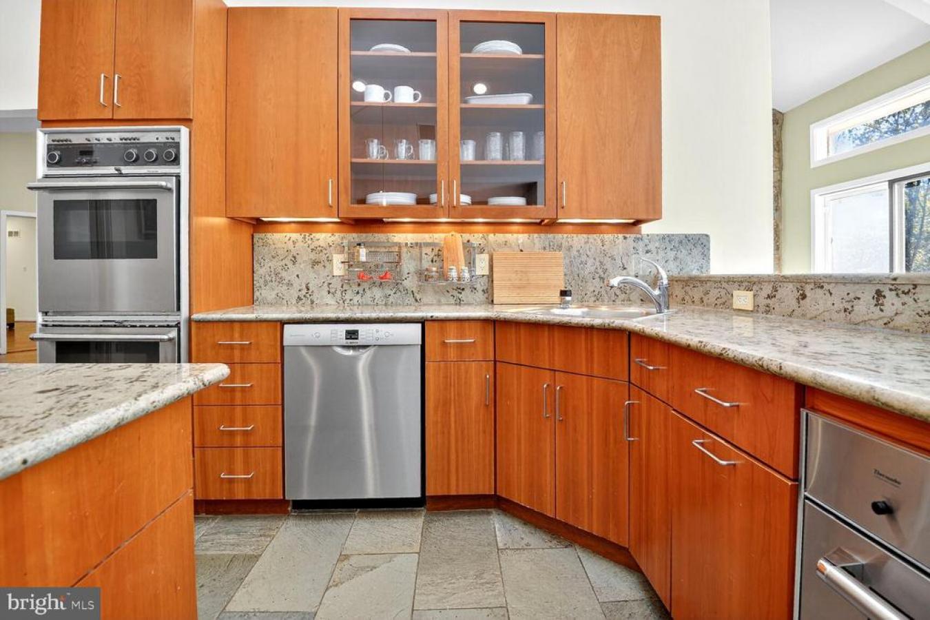 BETHESDA, MONTGOMERY, 20817, United States, 7 Bedrooms Bedrooms, ,6 BathroomsBathrooms,Residential,For Sale,1987457