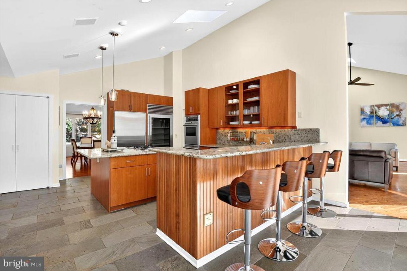 BETHESDA, MONTGOMERY, 20817, United States, 7 Bedrooms Bedrooms, ,6 BathroomsBathrooms,Residential,For Sale,1987457