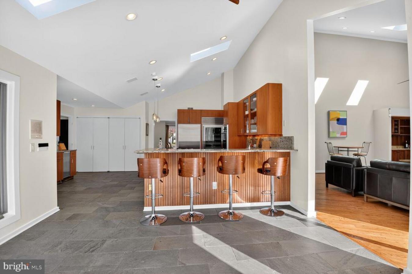 BETHESDA, MONTGOMERY, 20817, United States, 7 Bedrooms Bedrooms, ,6 BathroomsBathrooms,Residential,For Sale,1987457