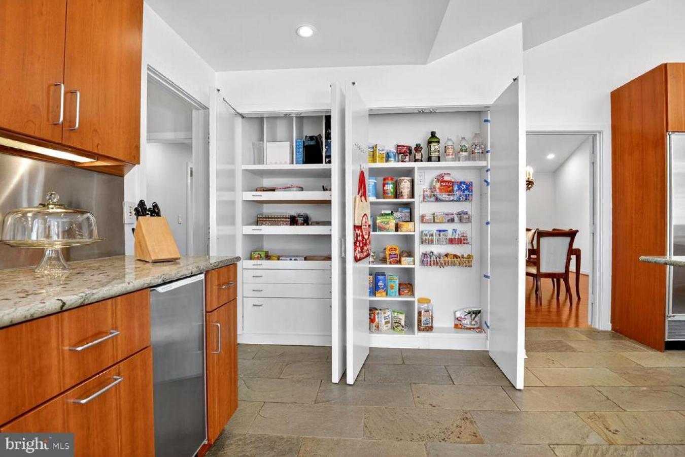 BETHESDA, MONTGOMERY, 20817, United States, 7 Bedrooms Bedrooms, ,6 BathroomsBathrooms,Residential,For Sale,1987457