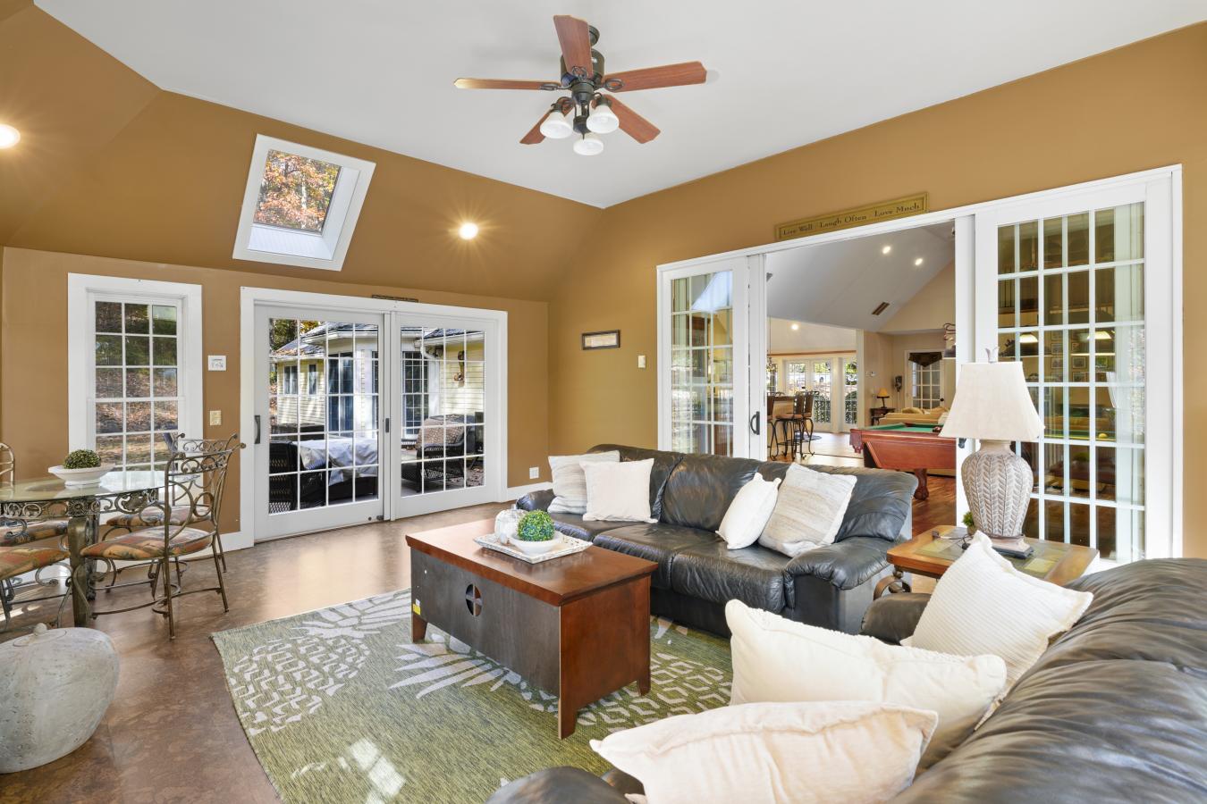 Bedford, NH-Hillsborough, 03110, United States, 4 Bedrooms Bedrooms, ,2 BathroomsBathrooms,Residential,For Sale,1987456