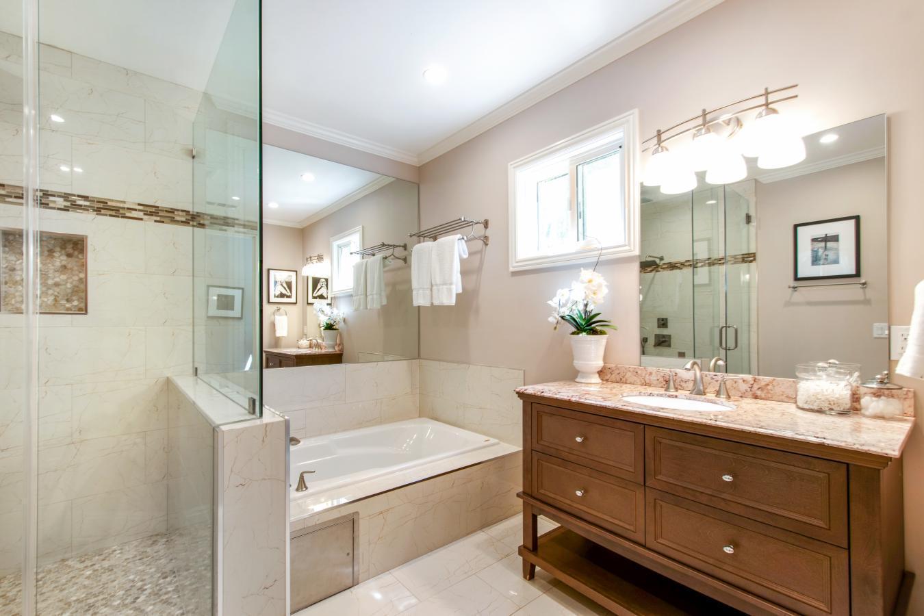 Beverly Hills Post Office, California, 90210, United States, 8 Bedrooms Bedrooms, ,11 BathroomsBathrooms,Residential,For Sale,1987129