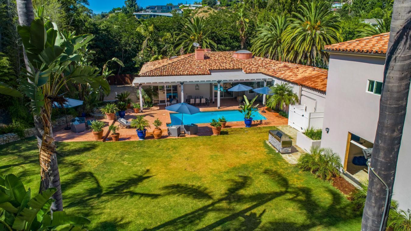 Beverly Hills Post Office, California, 90210, United States, 8 Bedrooms Bedrooms, ,11 BathroomsBathrooms,Residential,For Sale,1987129