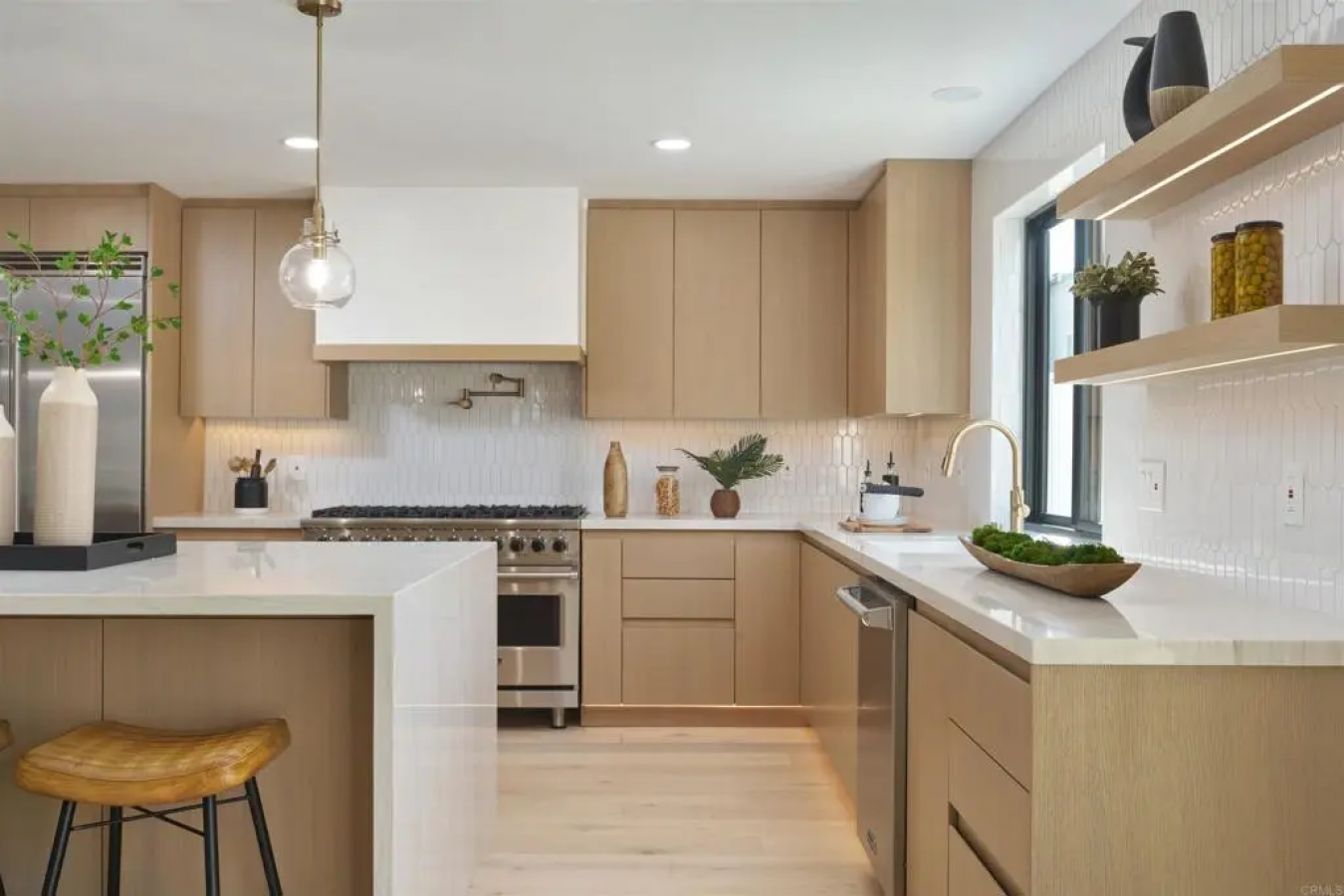 Carlsbad, San Diego, 92008, United States, 4 Bedrooms Bedrooms, ,6 BathroomsBathrooms,Residential,For Sale,2002577