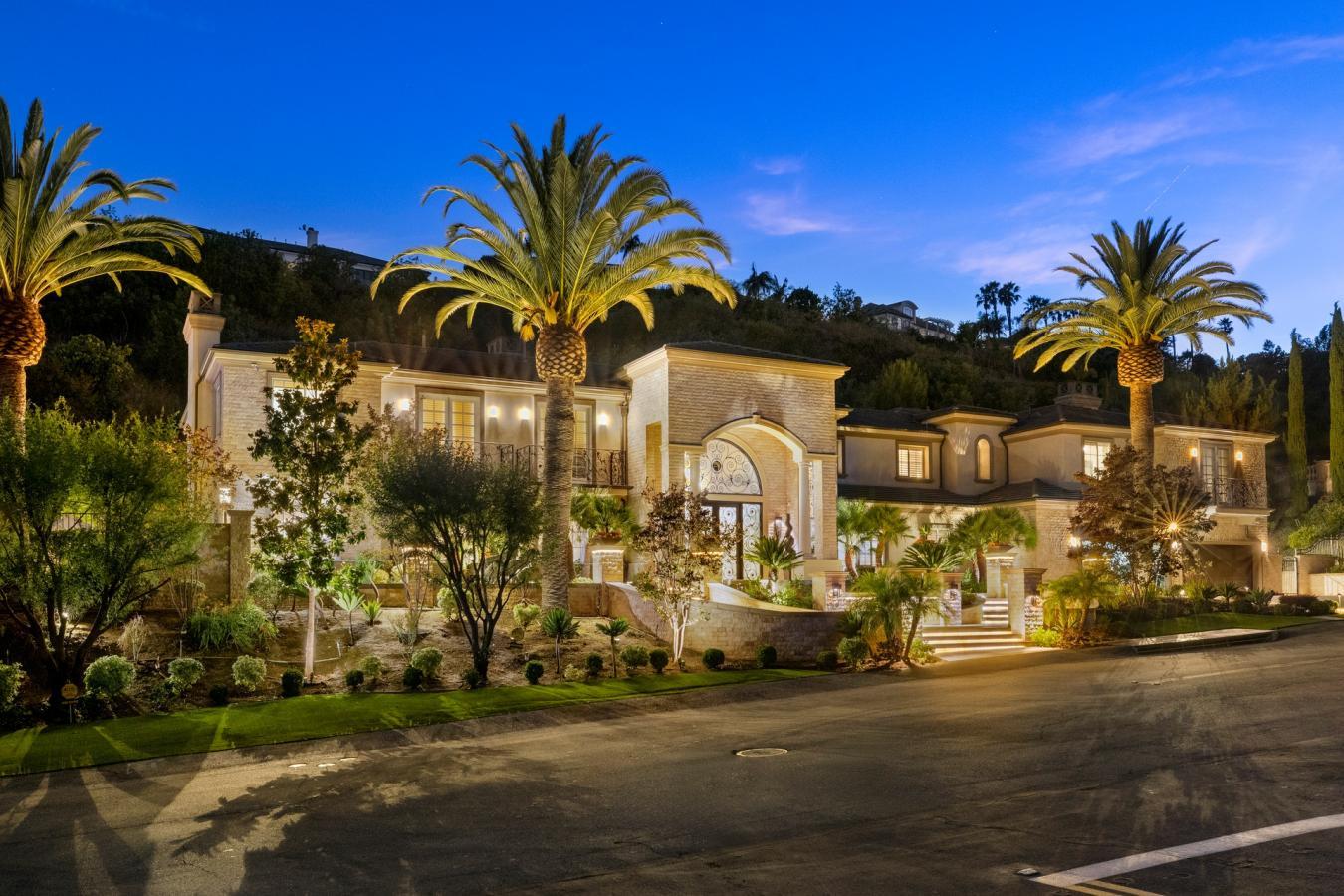 Diamond Bar, California, 91765, United States, 6 Bedrooms Bedrooms, ,7 BathroomsBathrooms,Residential,For Sale,1987122 Diamond Bar, California, 91765, United States, 6 Bedrooms Bedrooms, ,7 BathroomsBathrooms,Residential,For Sale,1987122