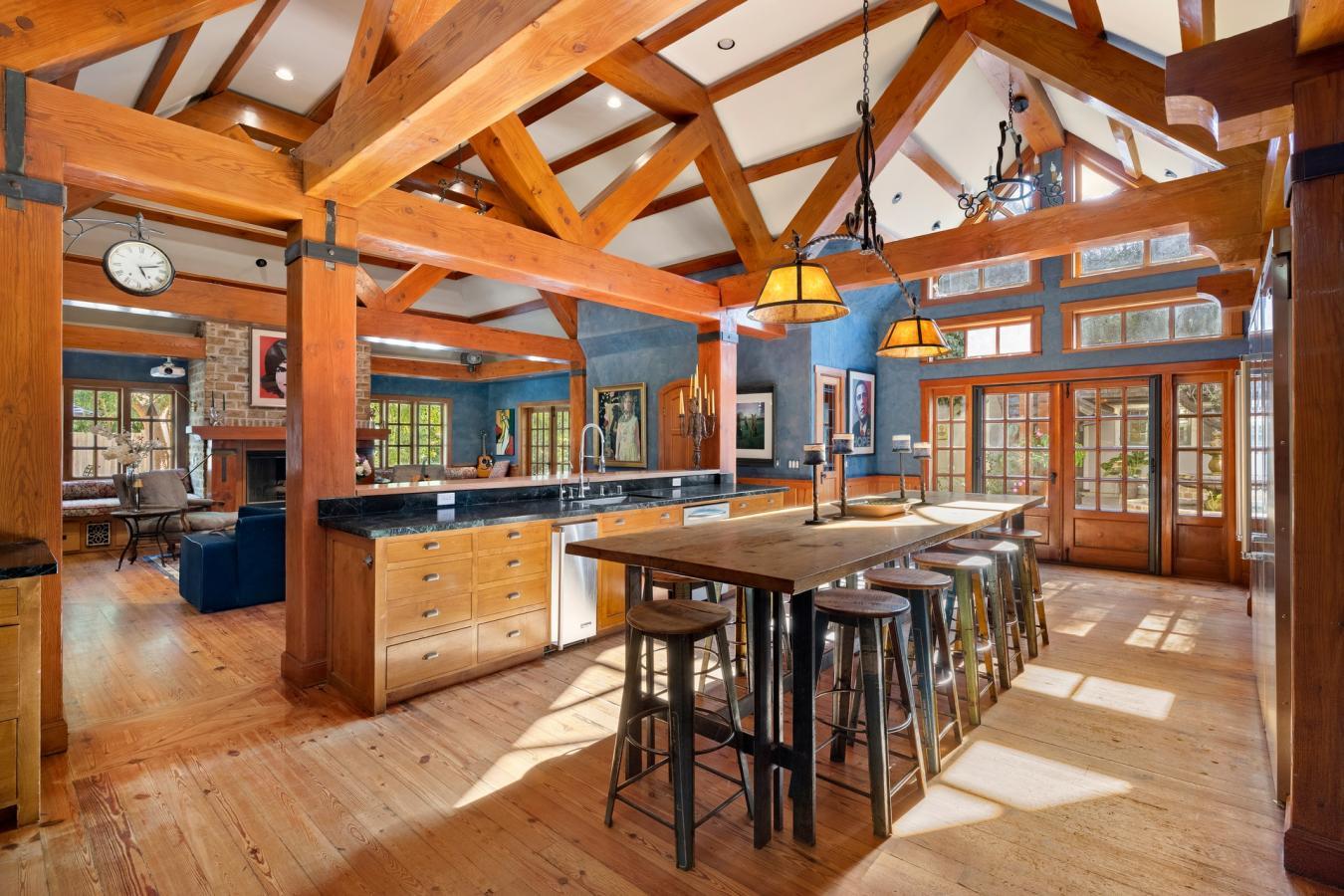 Encino, California, 91316, United States, 12 Bedrooms Bedrooms, ,17 BathroomsBathrooms,Residential,For Sale,1987123