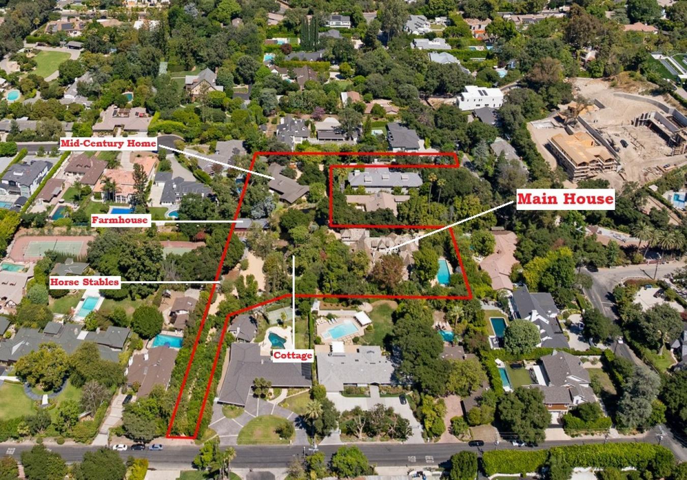 Encino, California, 91316, United States, 12 Bedrooms Bedrooms, ,17 BathroomsBathrooms,Residential,For Sale,1987123