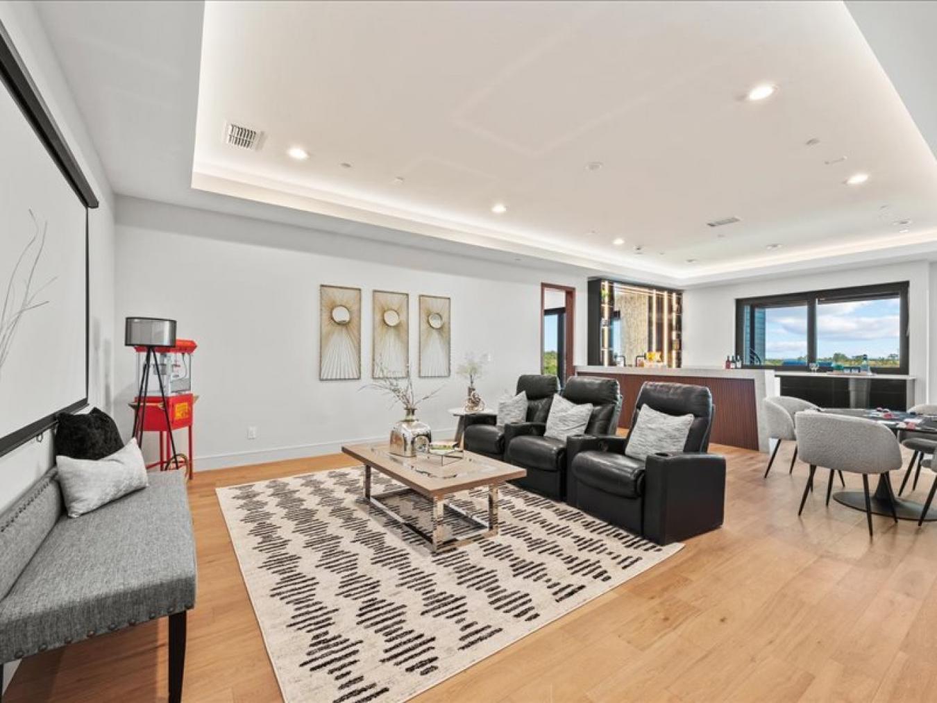 Lincoln, Placer, (5648, United States, 4 Bedrooms Bedrooms, ,4 BathroomsBathrooms,Residential,For Sale,1989998