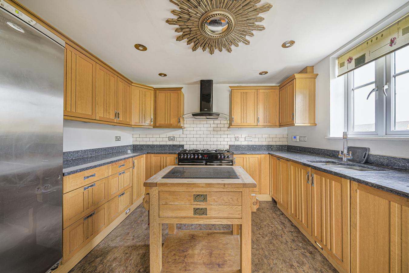 Greenhithe, Kent, DA9 9GN, United Kingdom, 3 Bedrooms Bedrooms, ,4 BathroomsBathrooms,Residential,For Sale,1987454