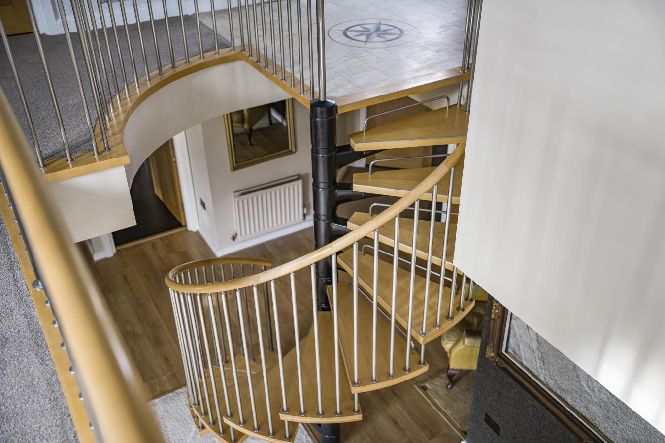 Greenhithe, Kent, DA9 9GN, United Kingdom, 3 Bedrooms Bedrooms, ,4 BathroomsBathrooms,Residential,For Sale,1987454