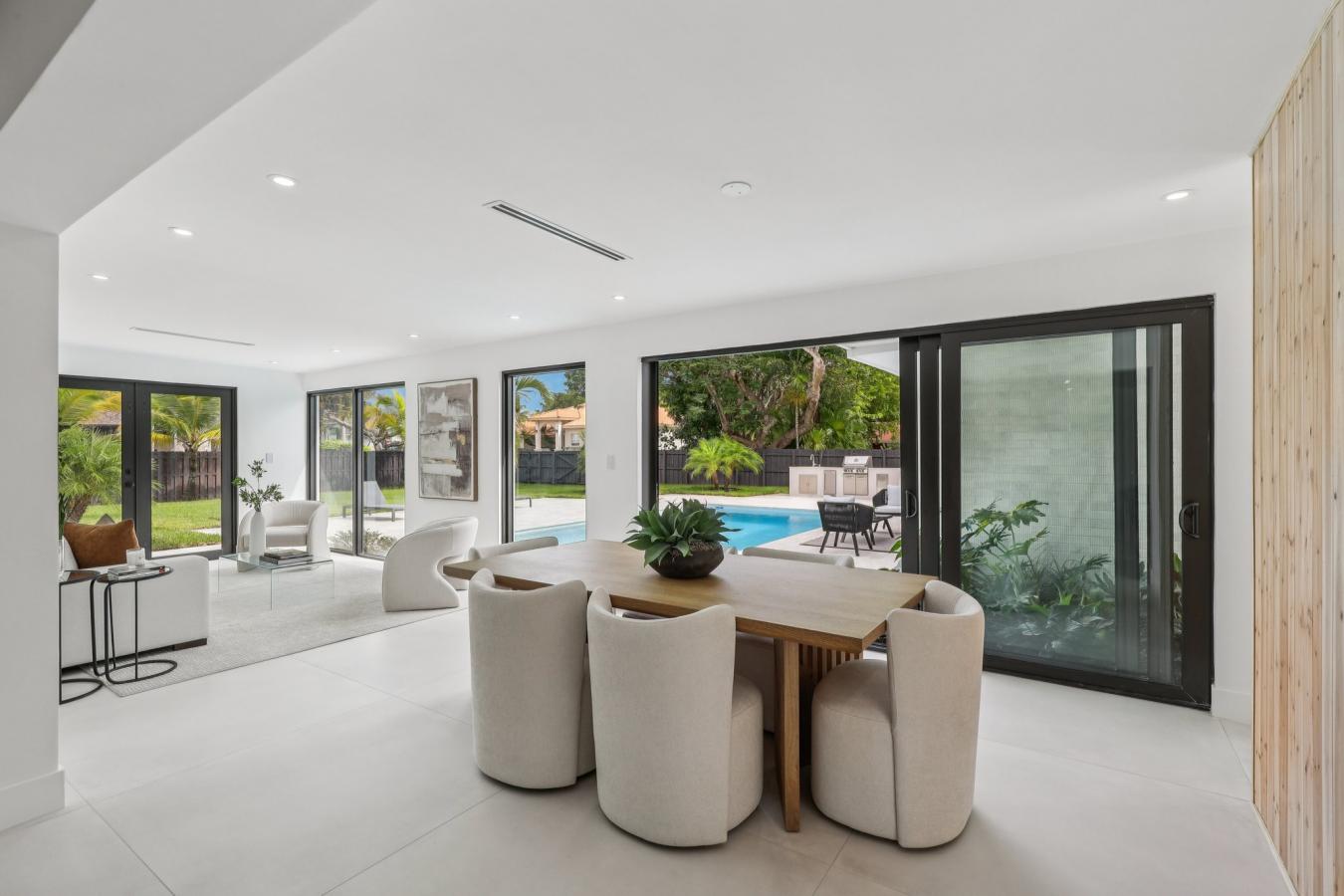 Palmetto Bay, Florida, 33157, United States, 4 Bedrooms Bedrooms, ,3 BathroomsBathrooms,Residential,For Sale,1987452