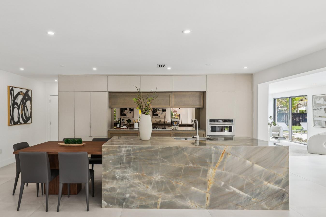 Palmetto Bay, Florida, 33157, United States, 4 Bedrooms Bedrooms, ,3 BathroomsBathrooms,Residential,For Sale,1987452