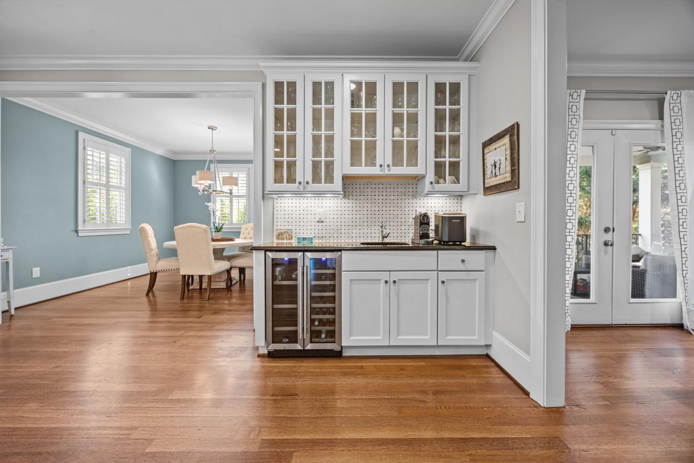 Greensboro, Guilford, 27408, United States, 5 Bedrooms Bedrooms, ,5 BathroomsBathrooms,Residential,For Sale,1987453