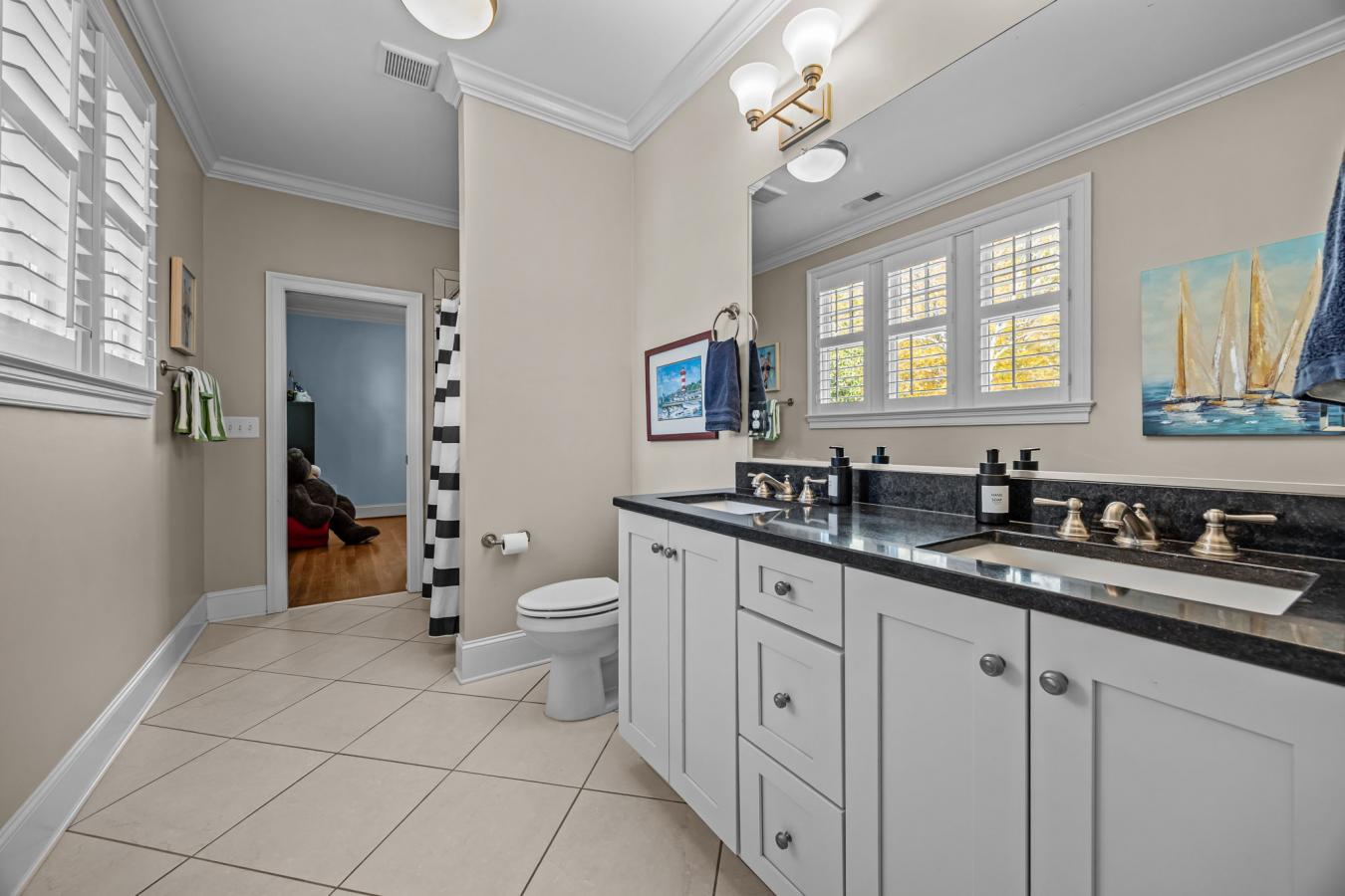 Greensboro, Guilford, 27408, United States, 5 Bedrooms Bedrooms, ,5 BathroomsBathrooms,Residential,For Sale,1987453