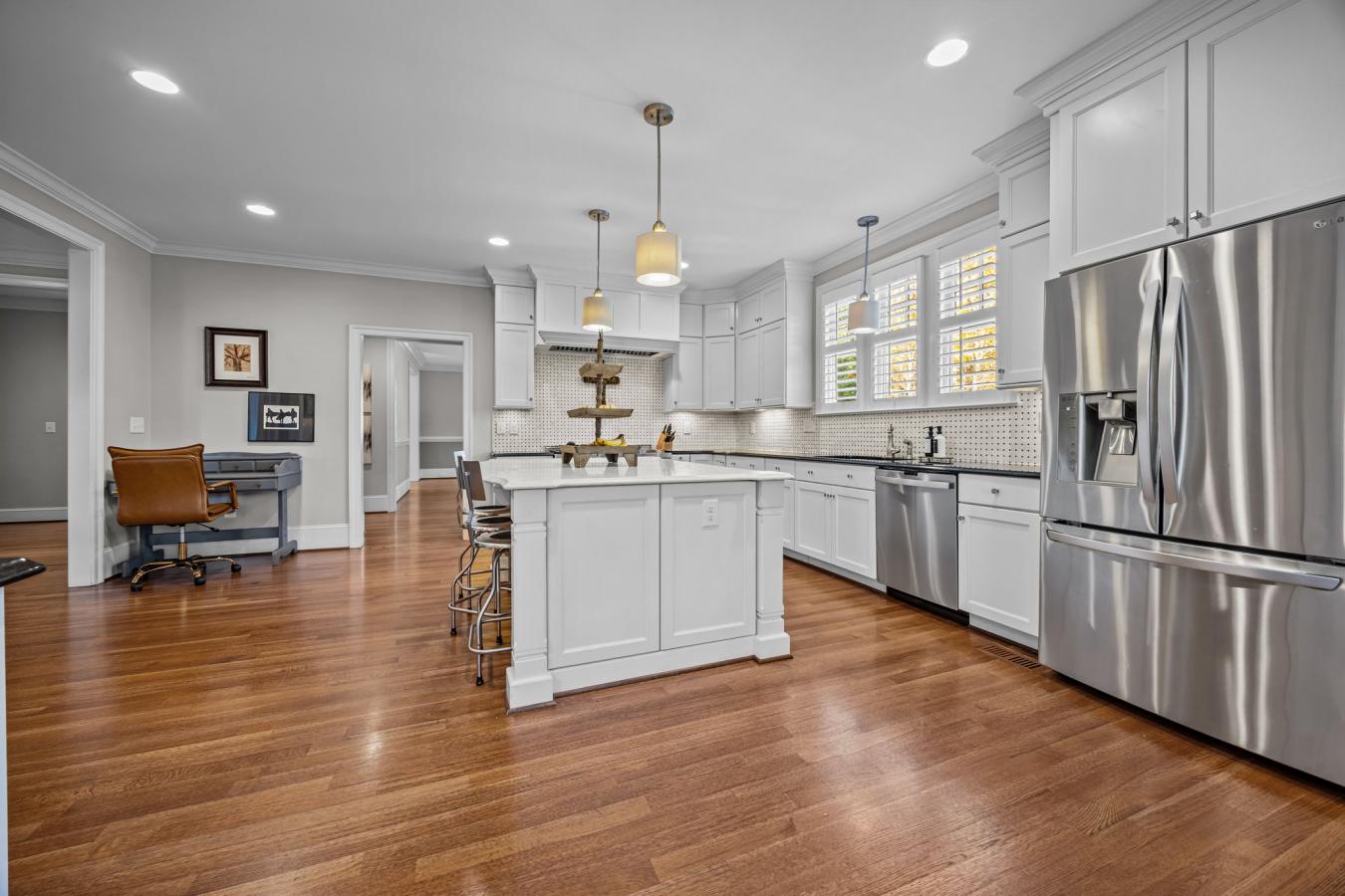 Greensboro, Guilford, 27408, United States, 5 Bedrooms Bedrooms, ,5 BathroomsBathrooms,Residential,For Sale,1987453