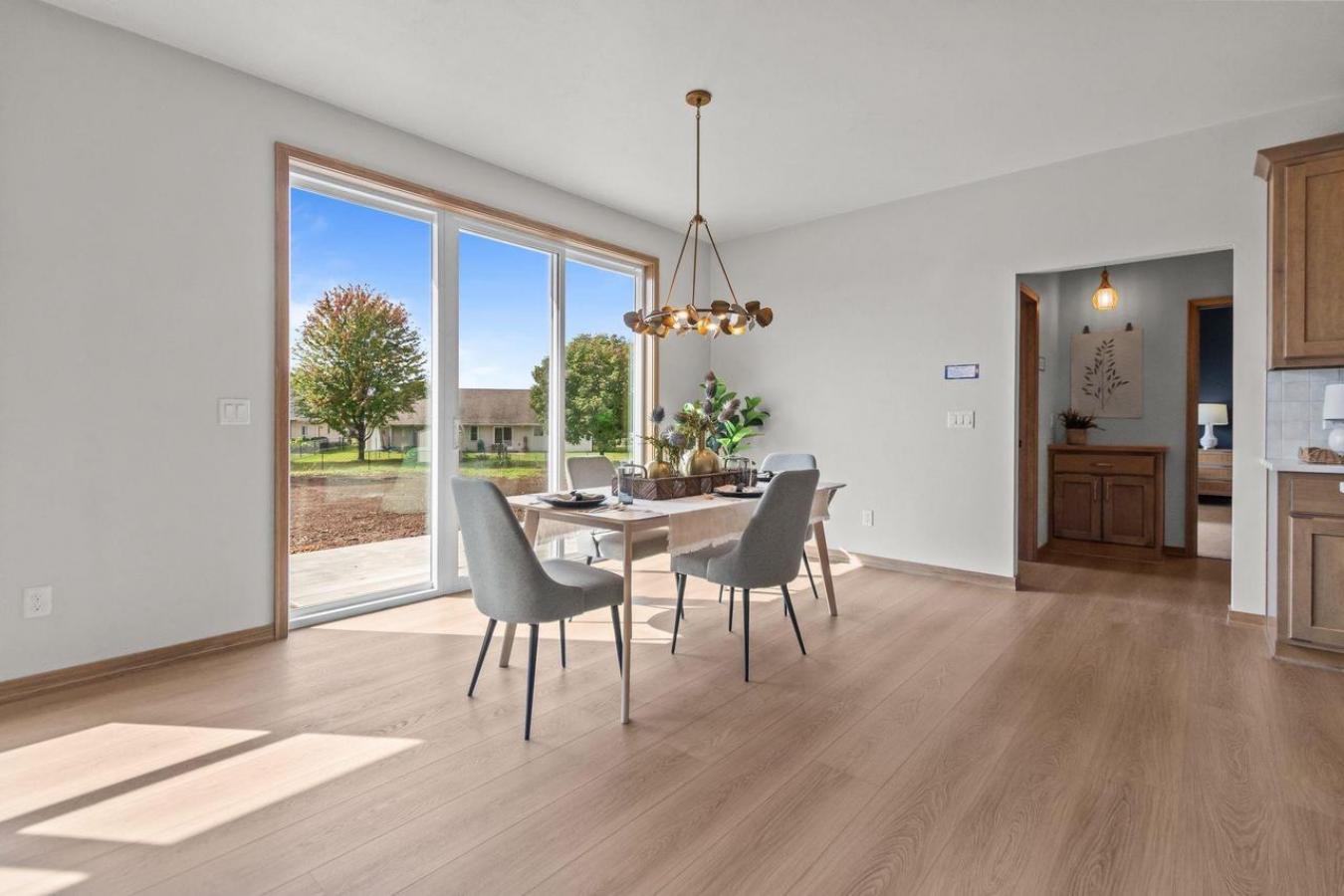 Green Bay, BROWN, 54311, United States, 4 Bedrooms Bedrooms, ,3 BathroomsBathrooms,Residential,For Sale,1987451