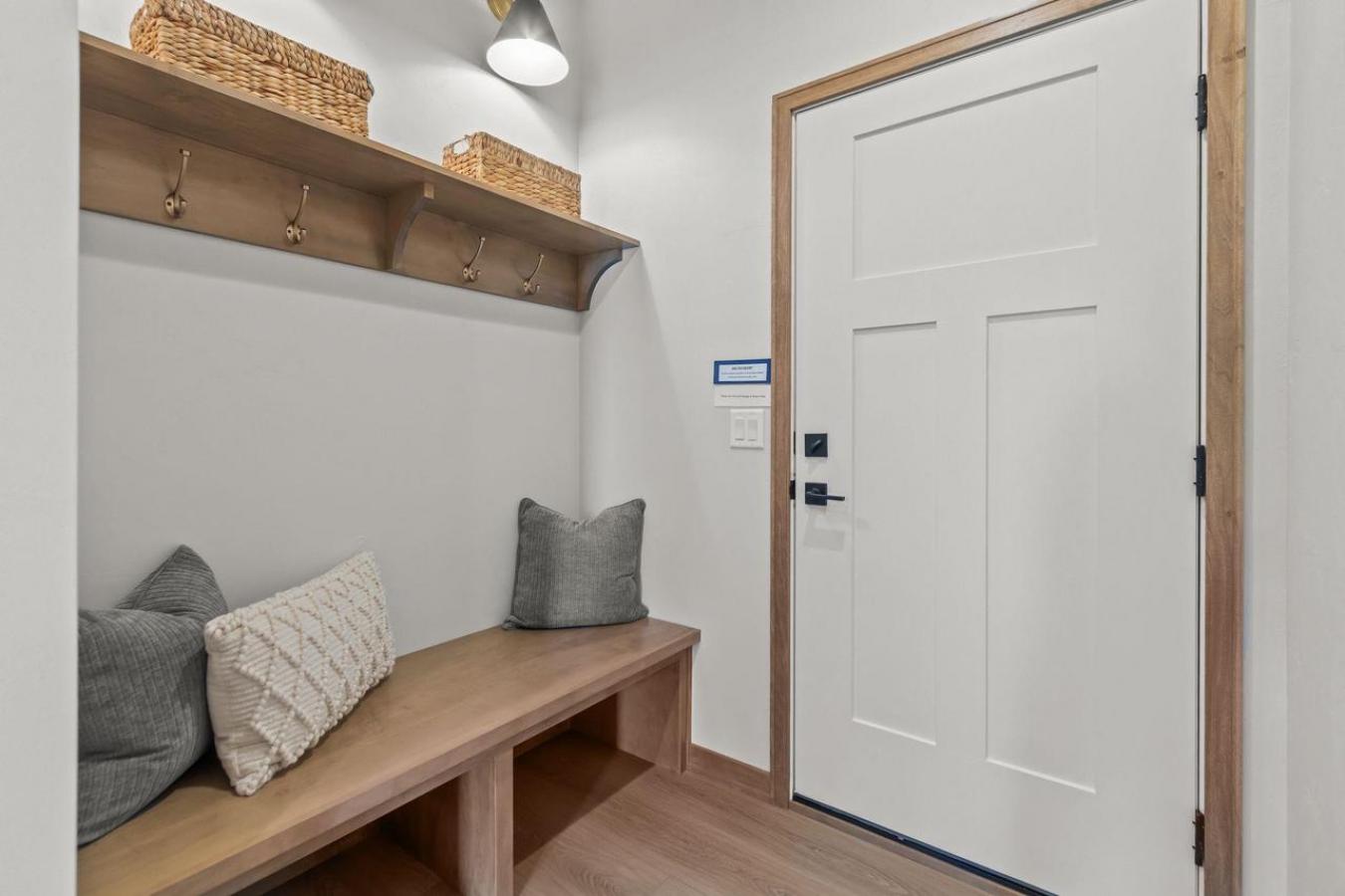 Green Bay, BROWN, 54311, United States, 4 Bedrooms Bedrooms, ,3 BathroomsBathrooms,Residential,For Sale,1987451