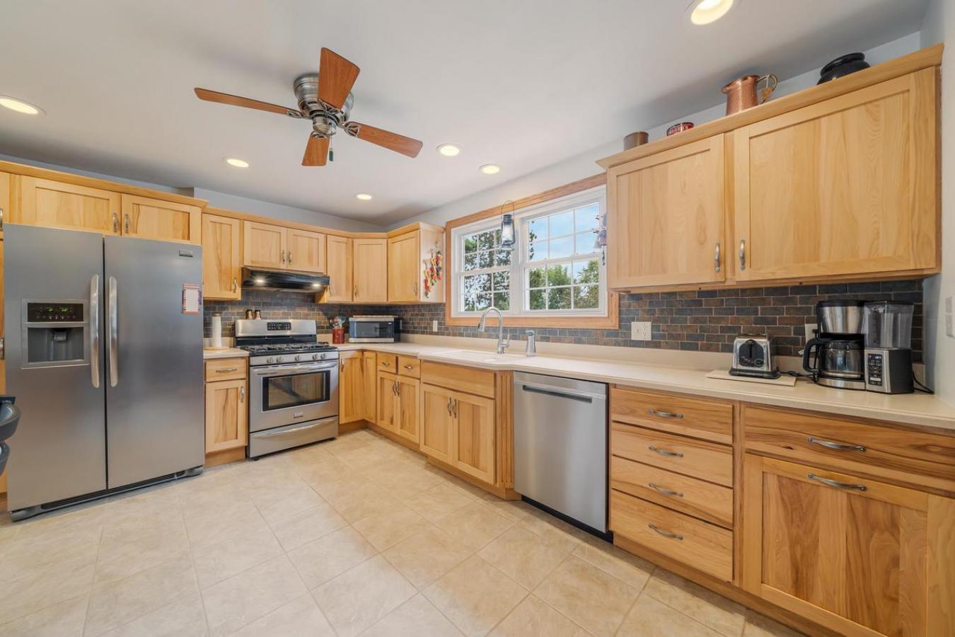 AURORA, WAUSHARA, 54923, United States, 4 Bedrooms Bedrooms, ,2 BathroomsBathrooms,Residential,For Sale,1987450