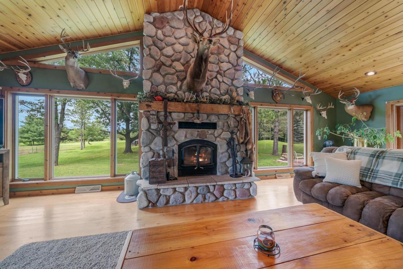 AURORA, WAUSHARA, 54923, United States, 4 Bedrooms Bedrooms, ,2 BathroomsBathrooms,Residential,For Sale,1987450