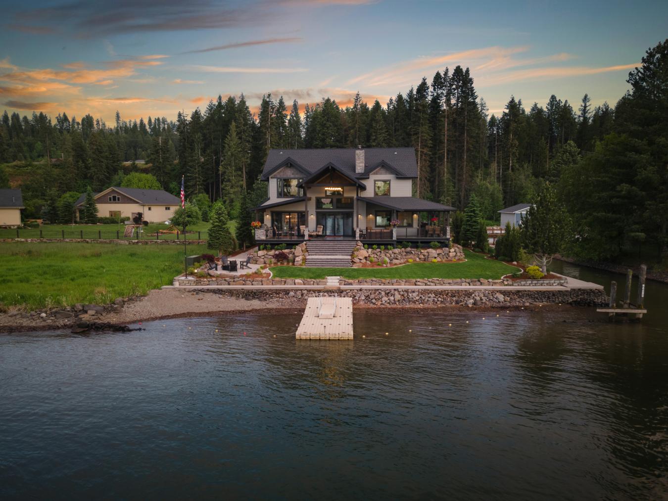 Coeur d'Alene, Kootenai, 83814, United States, 3 Bedrooms Bedrooms, ,2 BathroomsBathrooms,Residential,For Sale,1988677