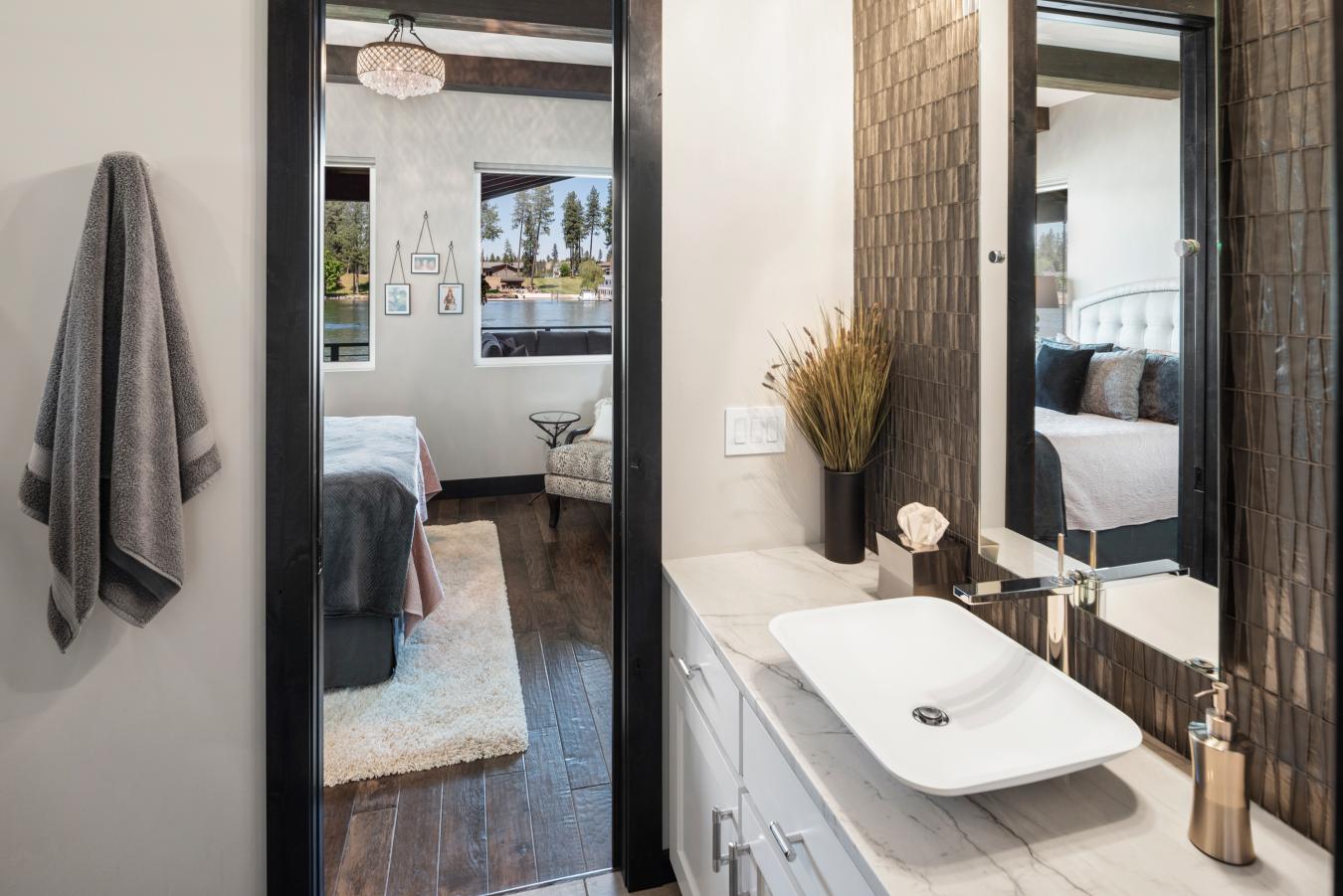 Coeur d'Alene, Kootenai, 83814, United States, 3 Bedrooms Bedrooms, ,2 BathroomsBathrooms,Residential,For Sale,1988677