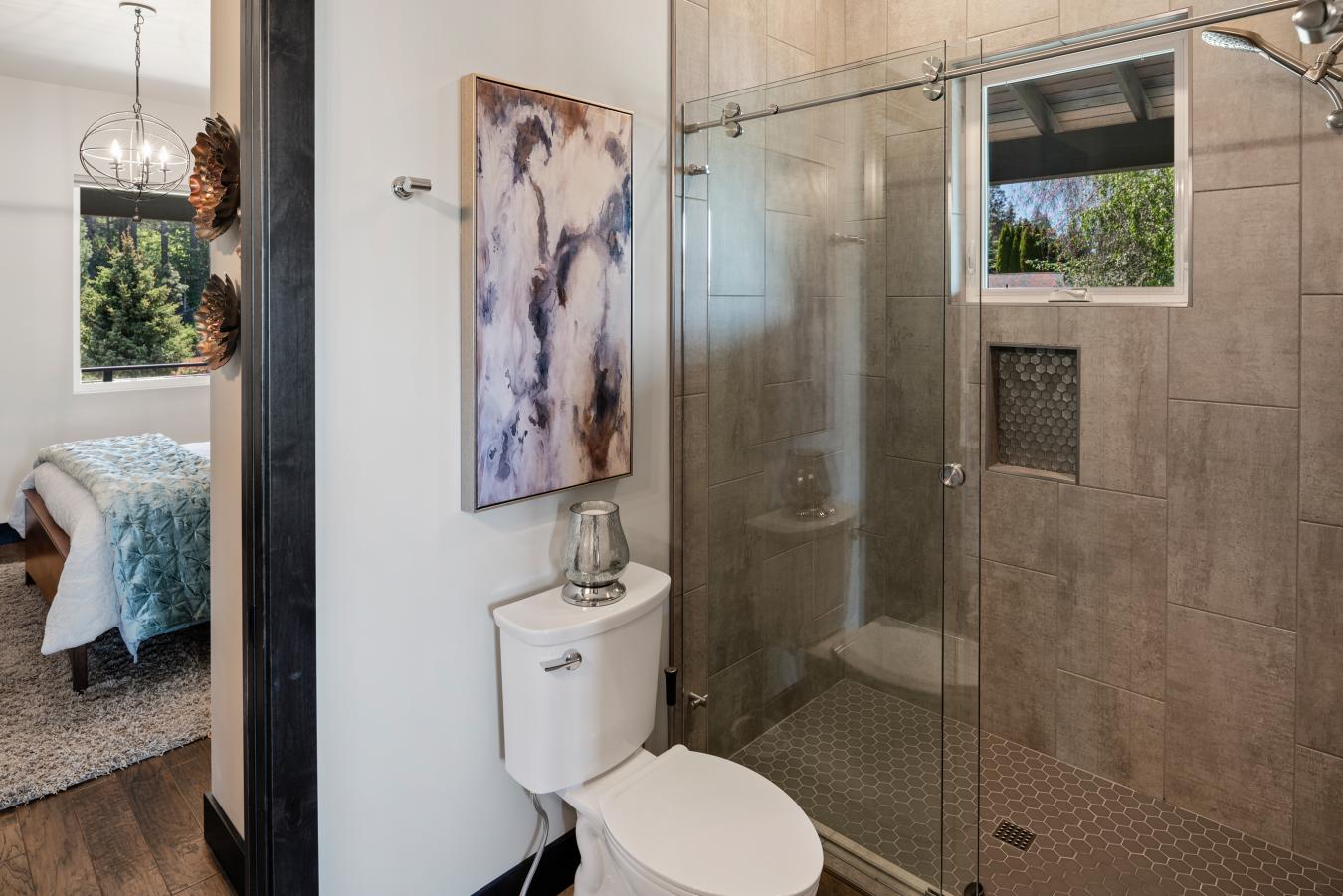 Coeur d'Alene, Kootenai, 83814, United States, 3 Bedrooms Bedrooms, ,2 BathroomsBathrooms,Residential,For Sale,1988677