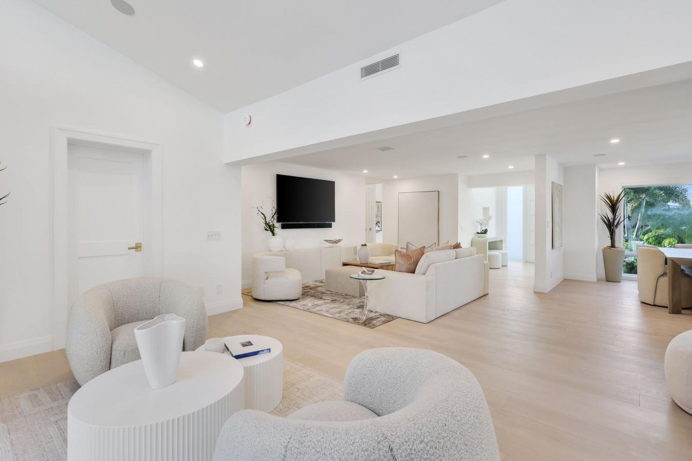 Boca Raton, Palm Beach, 33432, United States, 3 Bedrooms Bedrooms, ,3 BathroomsBathrooms,Residential,For Sale,1988674