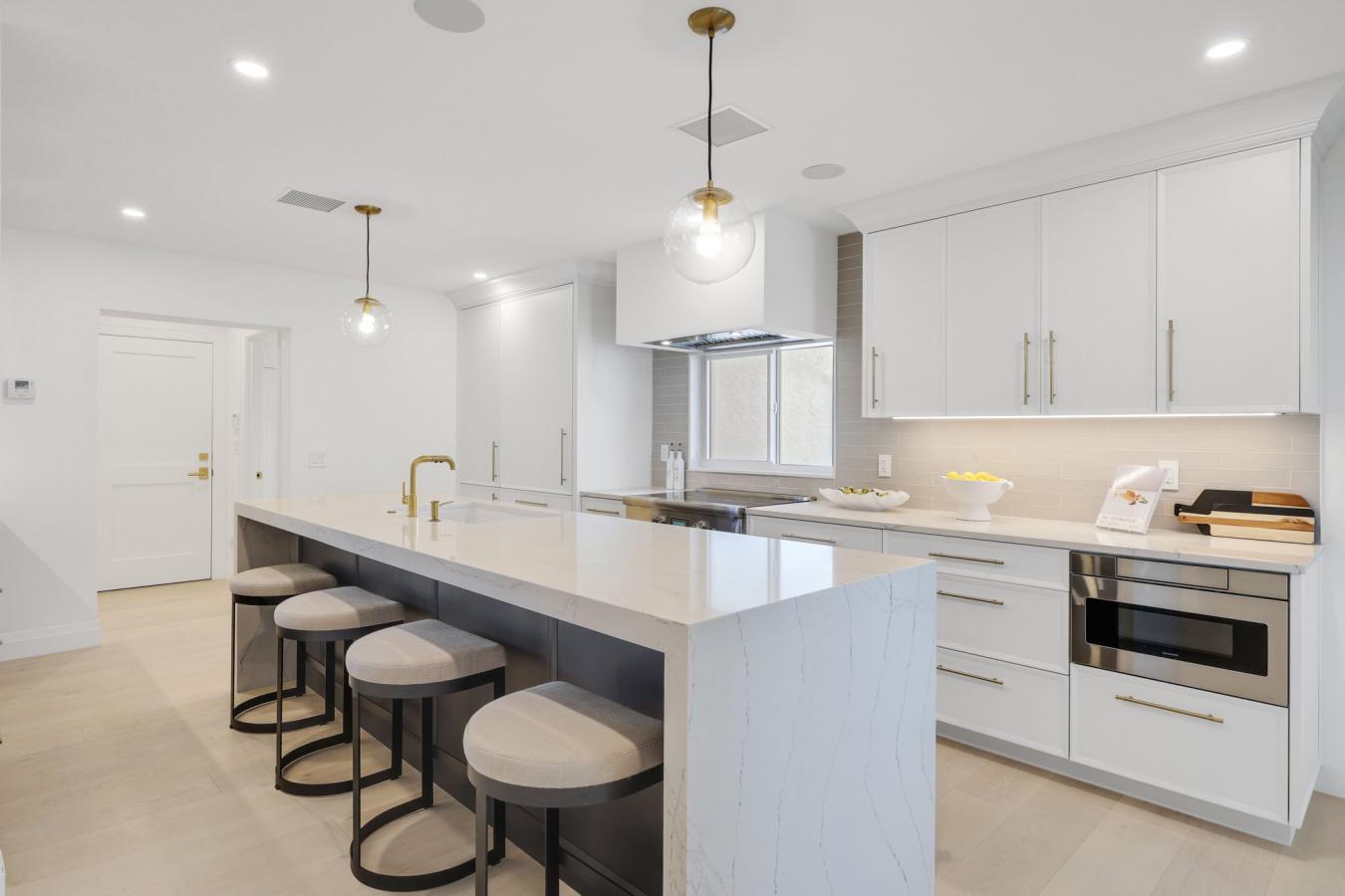 Boca Raton, Palm Beach, 33432, United States, 3 Bedrooms Bedrooms, ,3 BathroomsBathrooms,Residential,For Sale,1988674