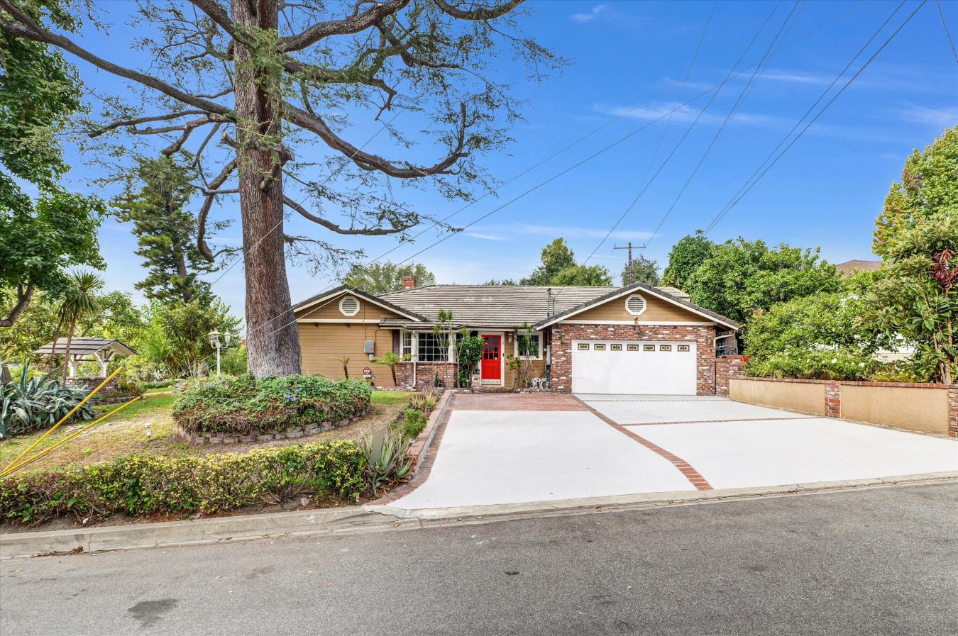 Arcadia, Los Angeles, 91007, United States, 4 Bedrooms Bedrooms, ,3 BathroomsBathrooms,Residential,For Sale,1987449