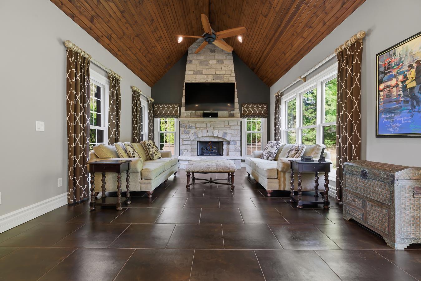 Olivette, Missouri, 63132, United States, 4 Bedrooms Bedrooms, ,4 BathroomsBathrooms,Residential,For Sale,1988675