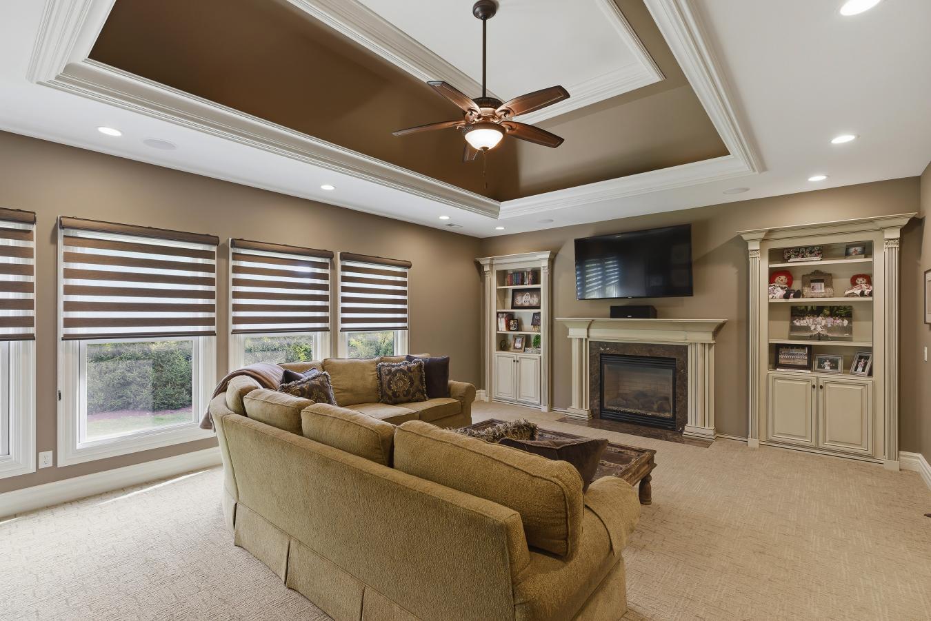 Olivette, Missouri, 63132, United States, 4 Bedrooms Bedrooms, ,4 BathroomsBathrooms,Residential,For Sale,1988675