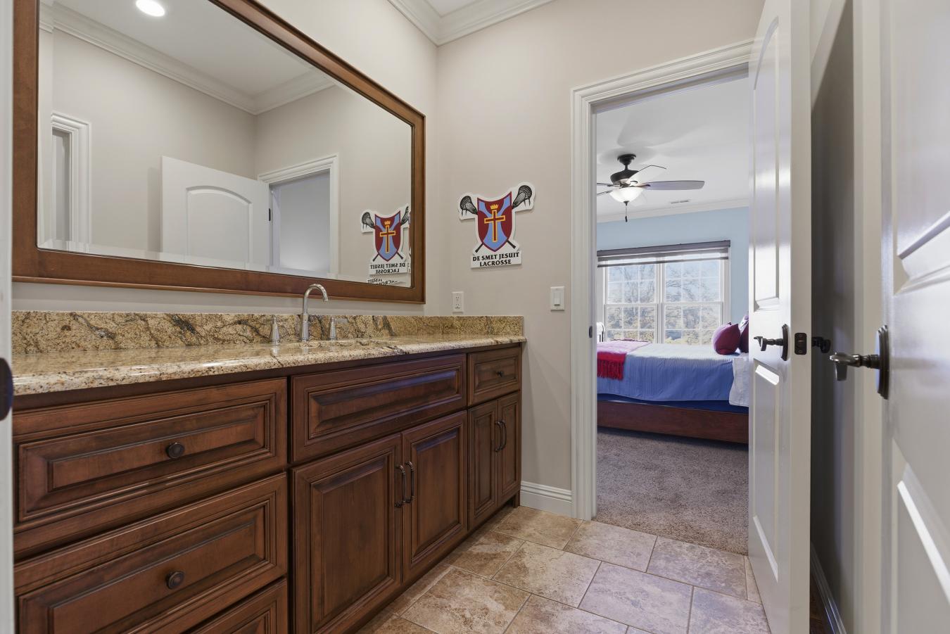 Olivette, Missouri, 63132, United States, 4 Bedrooms Bedrooms, ,4 BathroomsBathrooms,Residential,For Sale,1988675