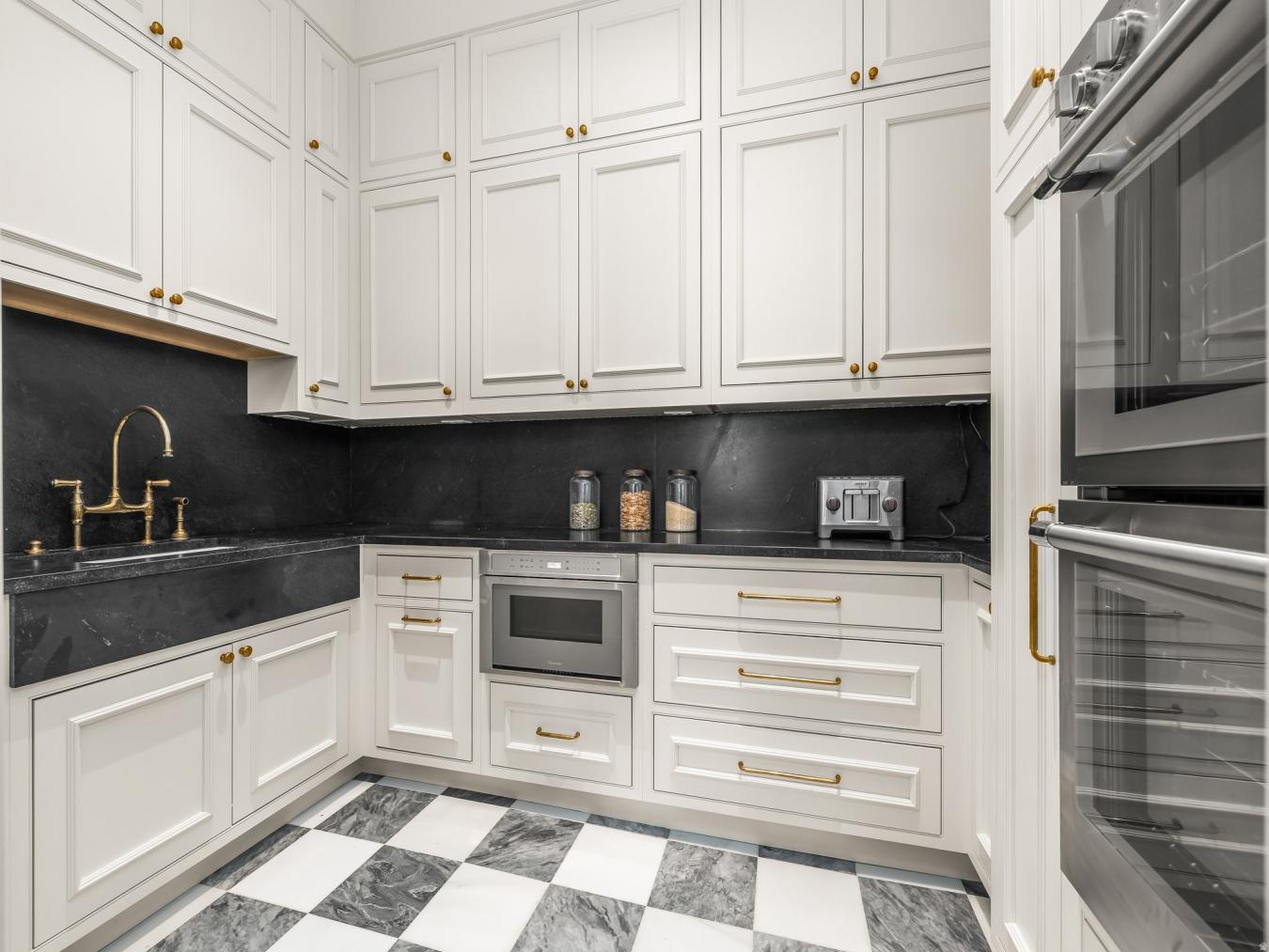 Mapleton, Utah, 84664, United States, ,Residential,For Sale,1988673