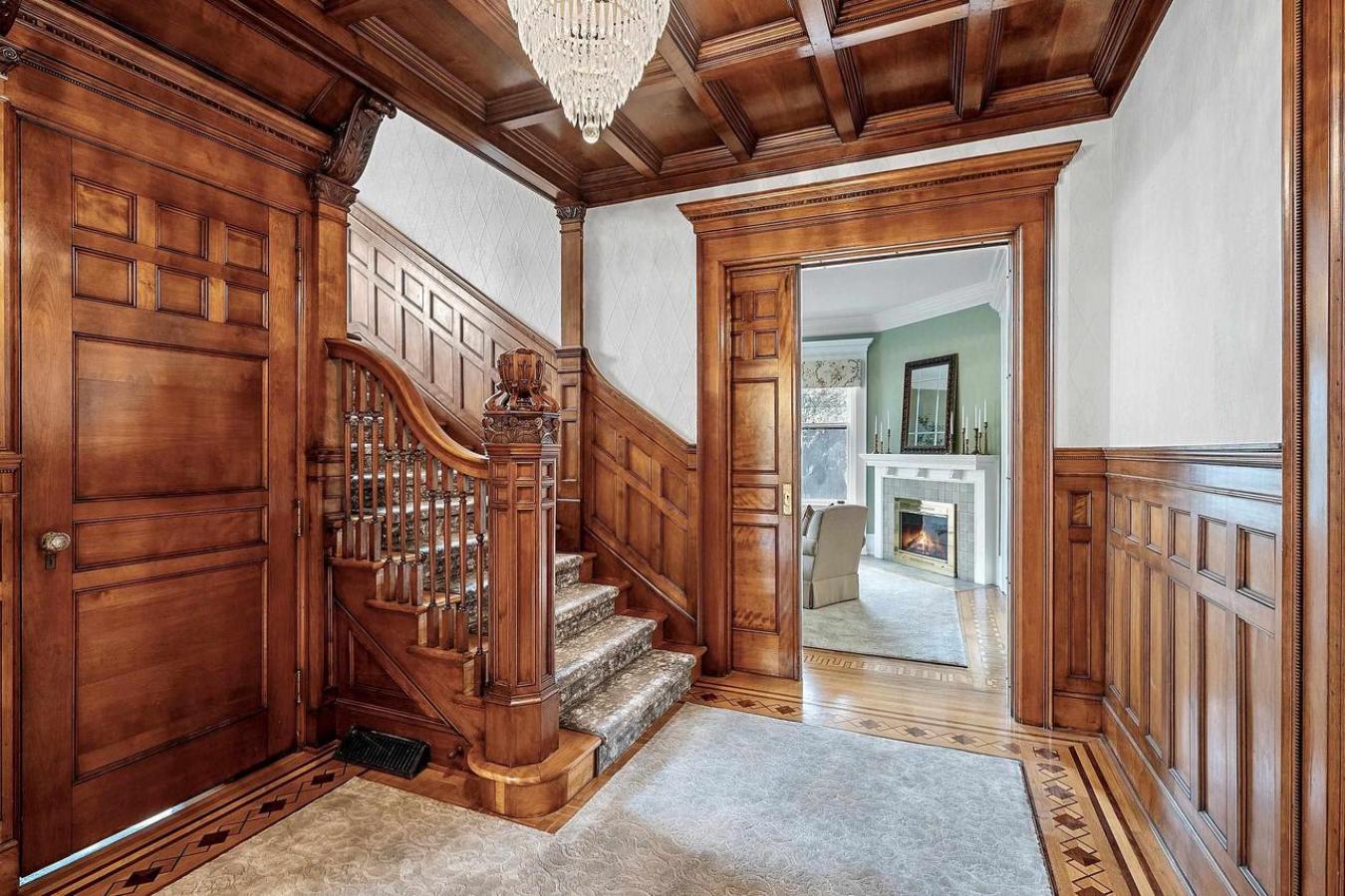 GREEN BAY, BROWN, 54301, United States, 8 Bedrooms Bedrooms, ,4 BathroomsBathrooms,Residential,For Sale,1988676