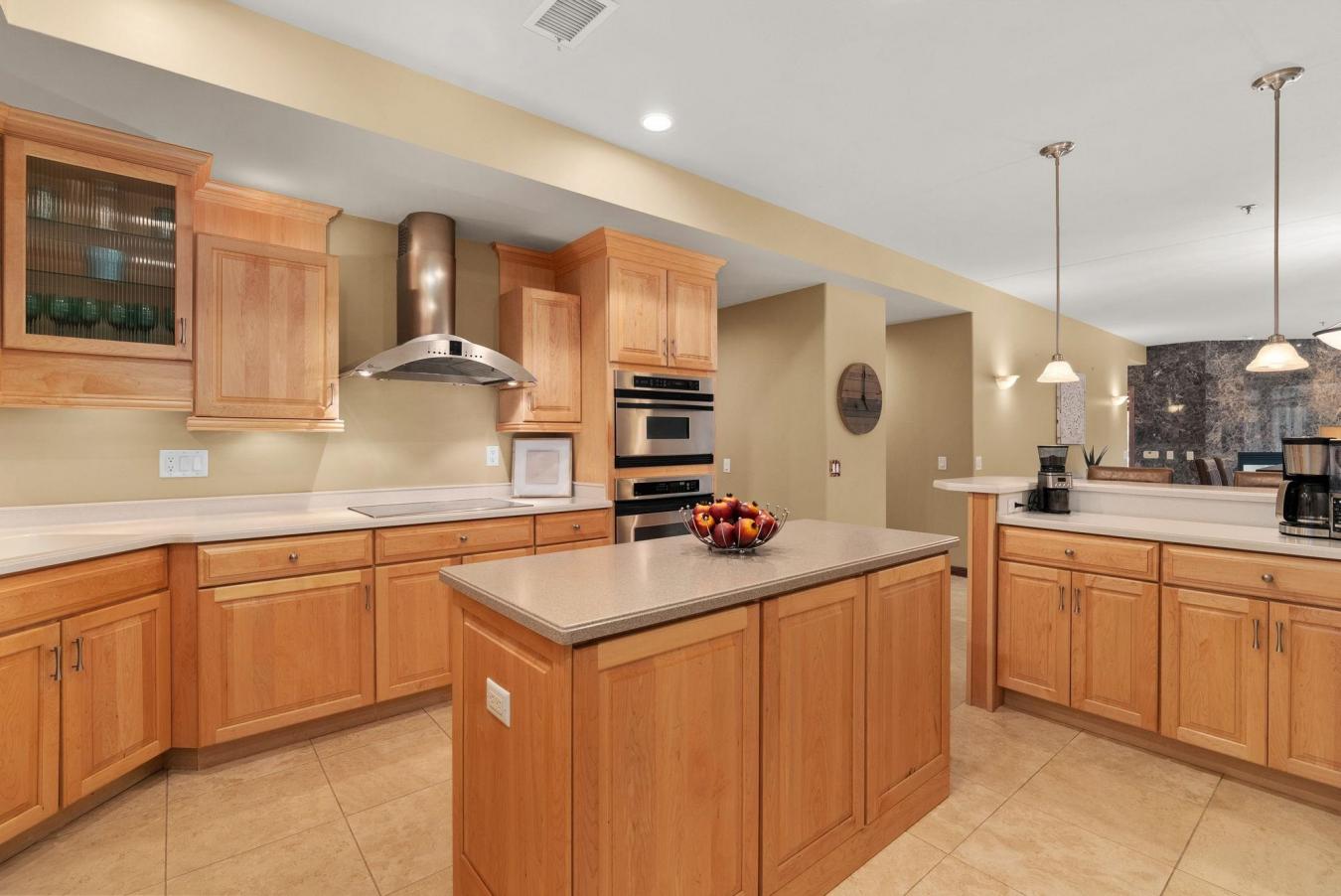 Madison, Dane, 53704, United States, 3 Bedrooms Bedrooms, ,2 BathroomsBathrooms,Residential,For Sale,1988671