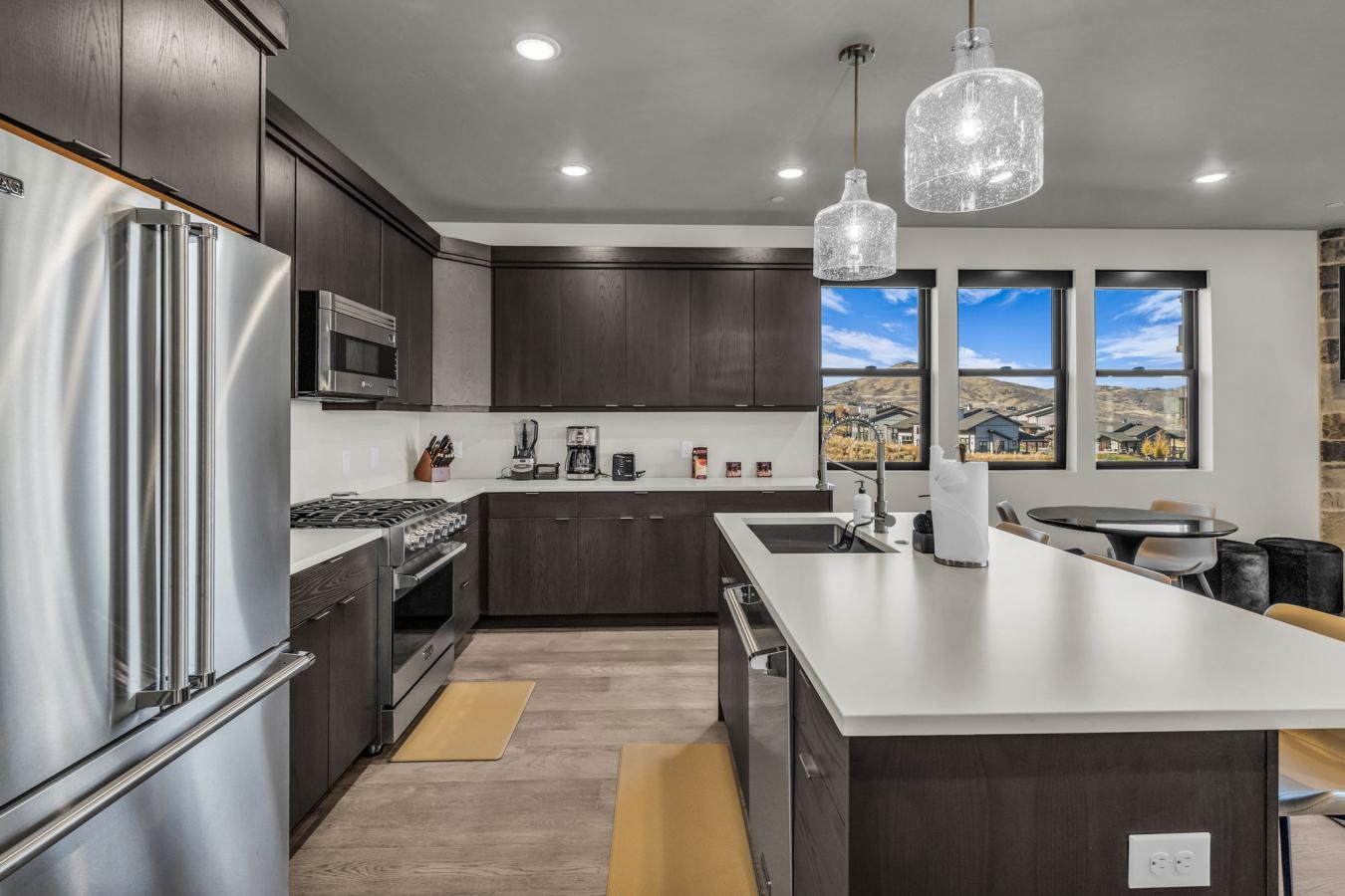 Heber City, Utah, 84032, United States, 3 Bedrooms Bedrooms, ,2 BathroomsBathrooms,Residential,For Sale,1988670