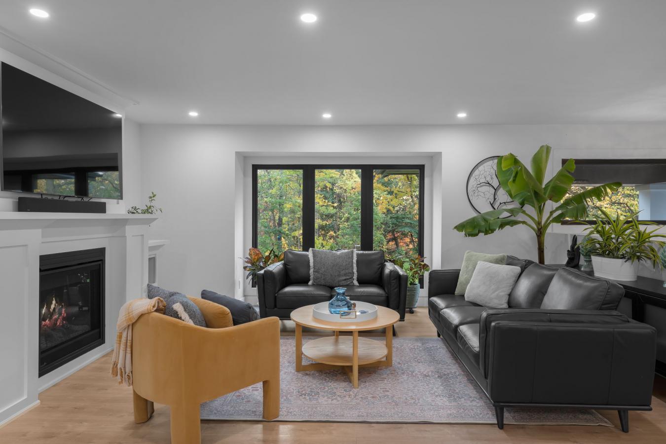 Vineland, ON, L0R 2C0, Canada, 4 Bedrooms Bedrooms, ,3 BathroomsBathrooms,Residential,For Sale,1988668