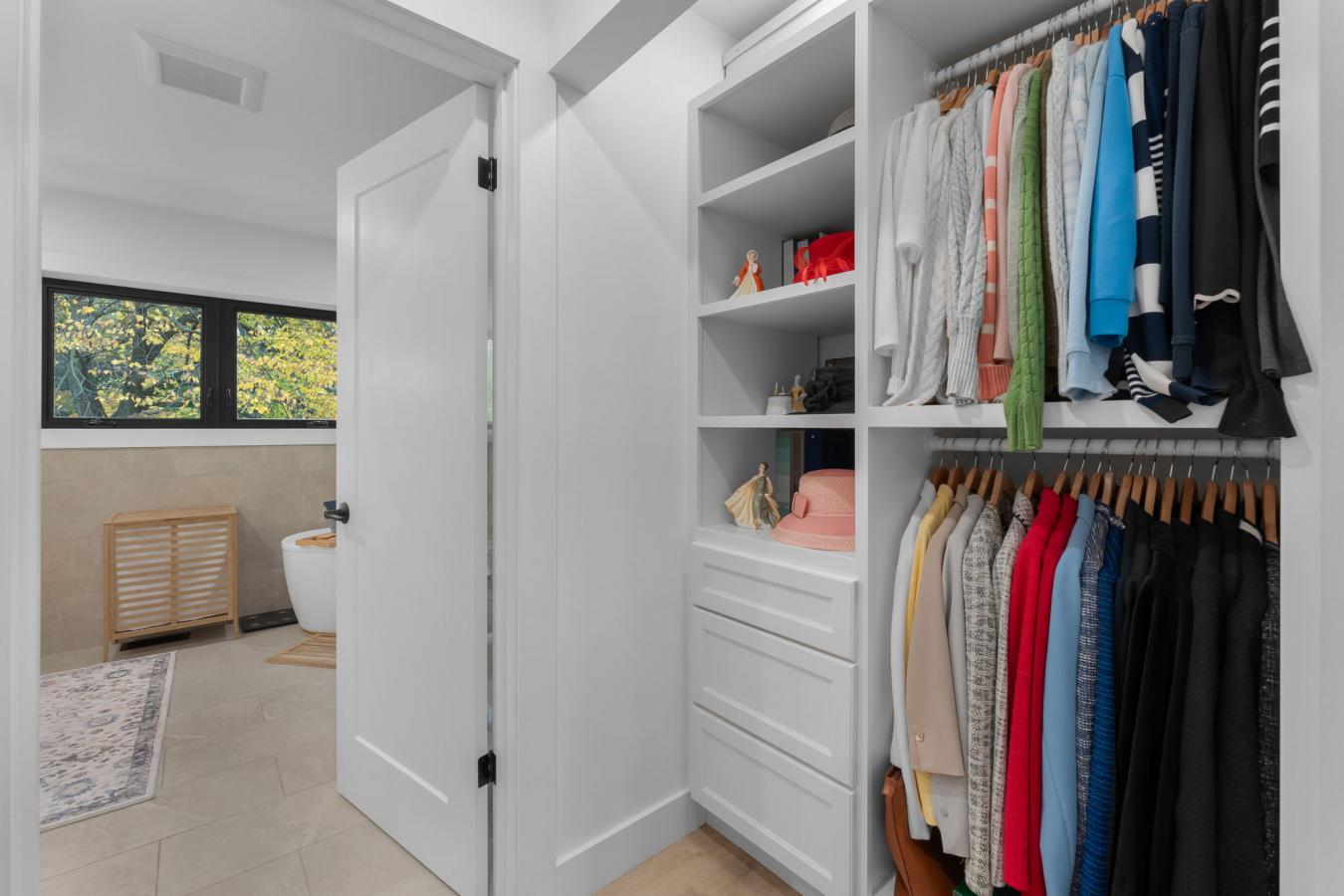 Vineland, ON, L0R 2C0, Canada, 4 Bedrooms Bedrooms, ,3 BathroomsBathrooms,Residential,For Sale,1988668