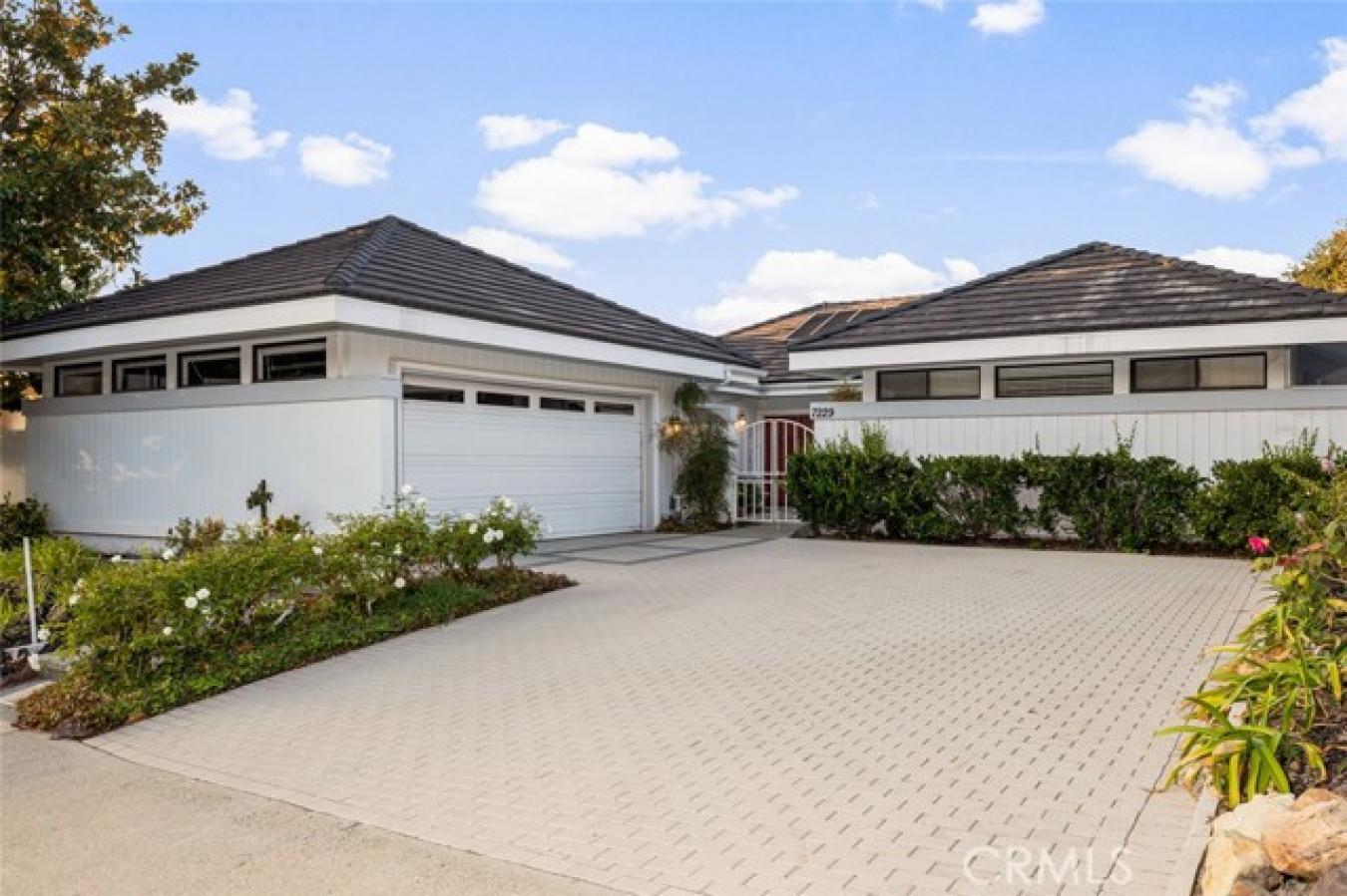 Orange, Orange, 92869, United States, 2 Bedrooms Bedrooms, ,2 BathroomsBathrooms,Residential,For Sale,1988666