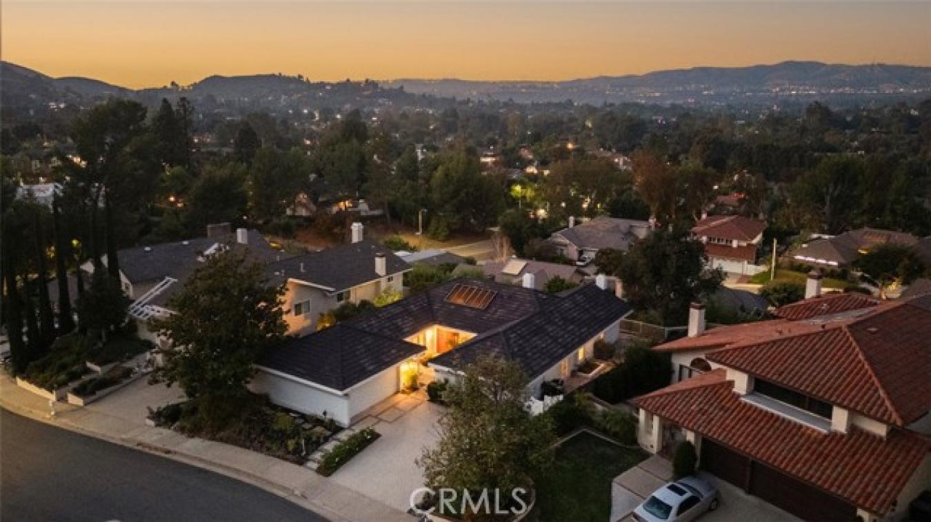 Orange, Orange, 92869, United States, 2 Bedrooms Bedrooms, ,2 BathroomsBathrooms,Residential,For Sale,1988666