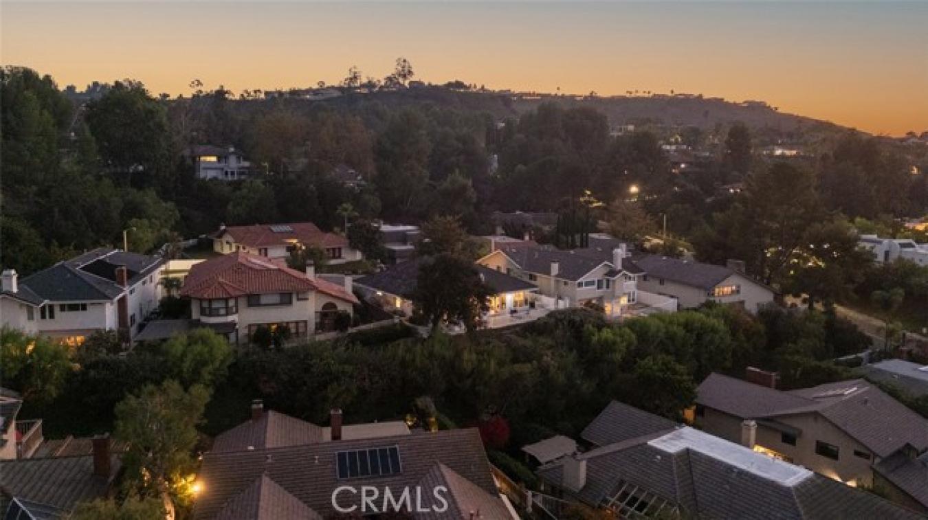 Orange, Orange, 92869, United States, 2 Bedrooms Bedrooms, ,2 BathroomsBathrooms,Residential,For Sale,1988666