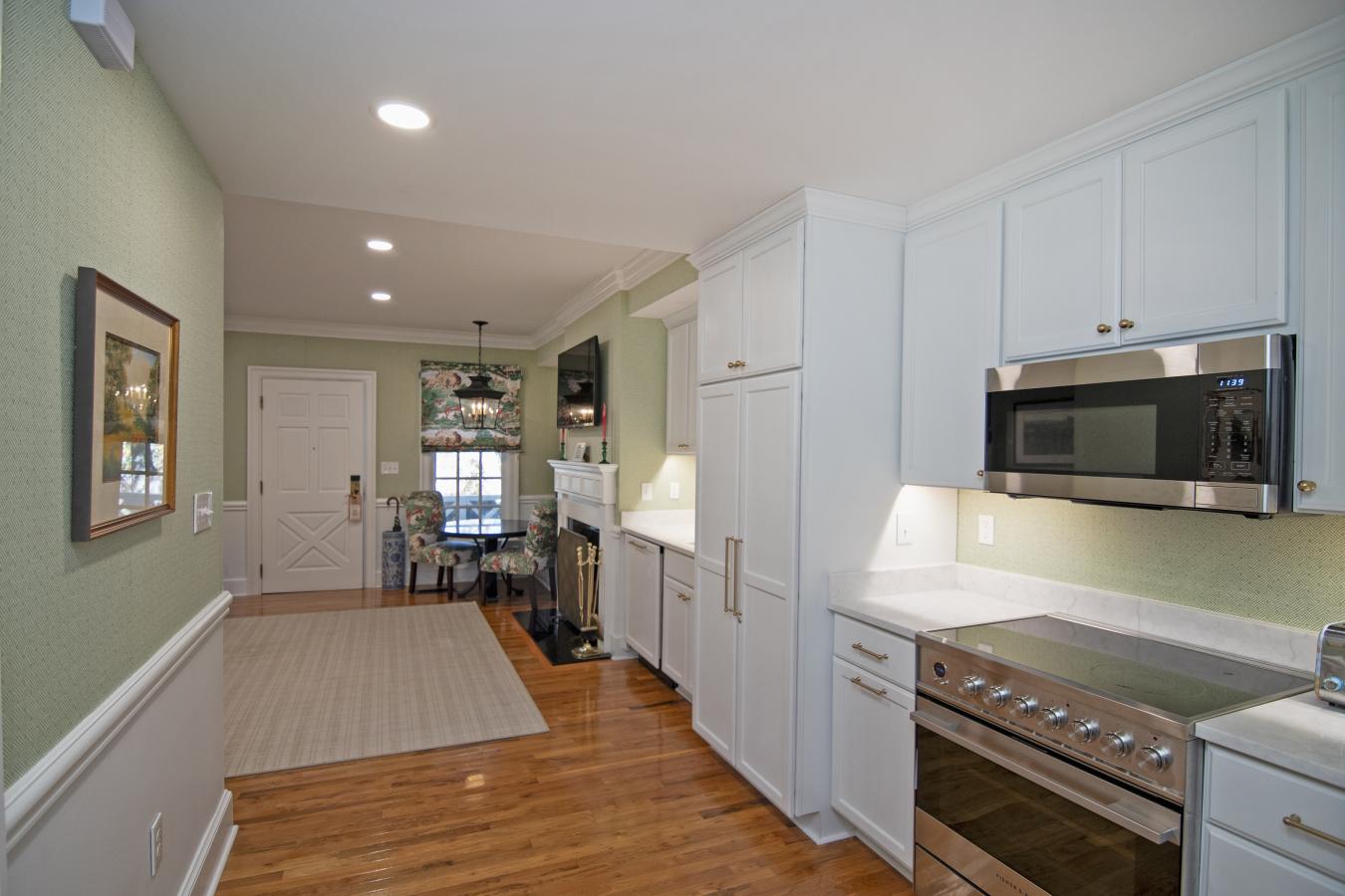 White Sulphur Springs, Greenbrier, 24986, United States, 1 Bedroom Bedrooms, ,1 BathroomBathrooms,Residential,For Sale,1988664