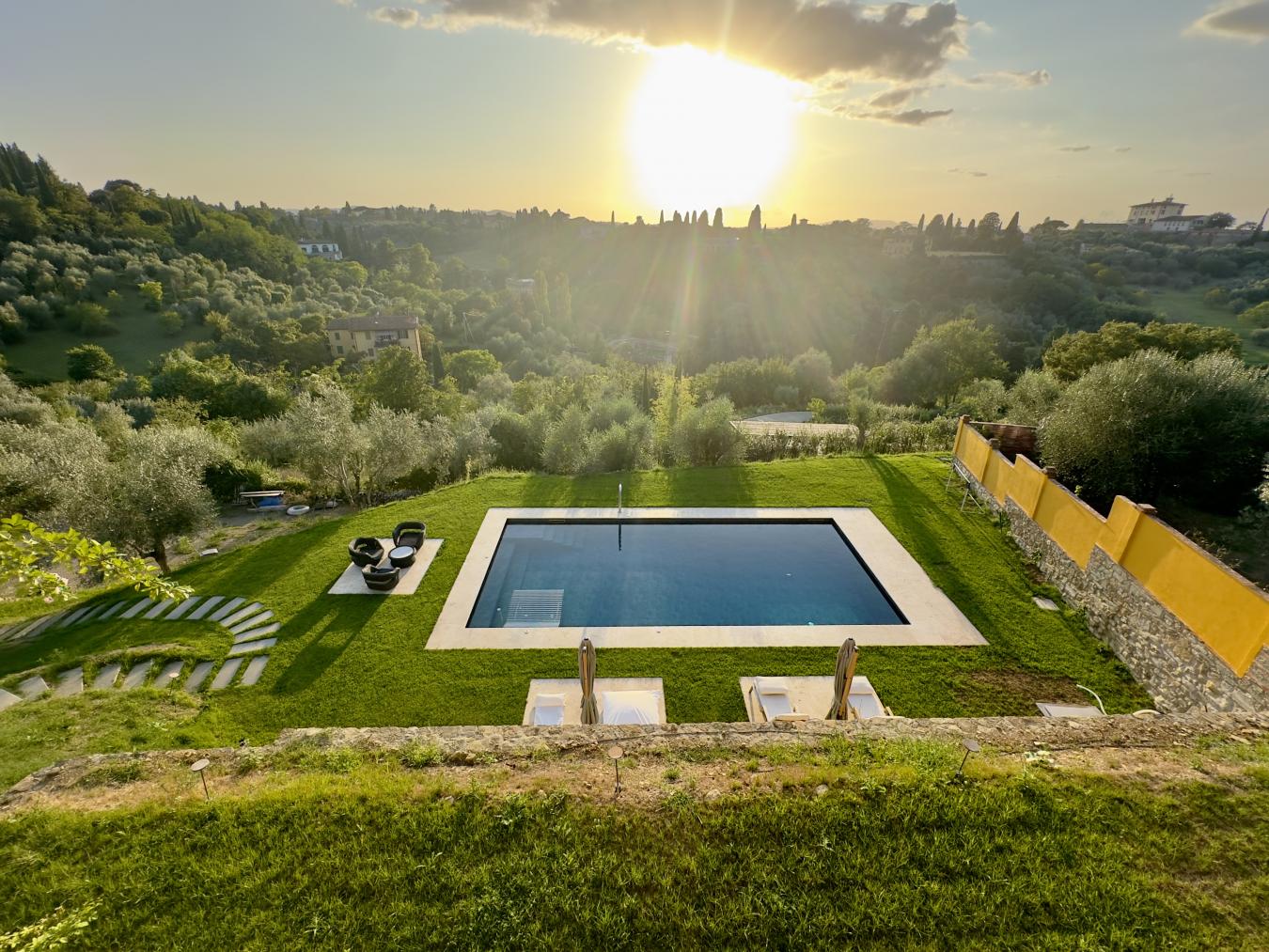 Florence, FI, Italy, 6 Bedrooms Bedrooms, ,9 BathroomsBathrooms,Residential,For Sale,1988660