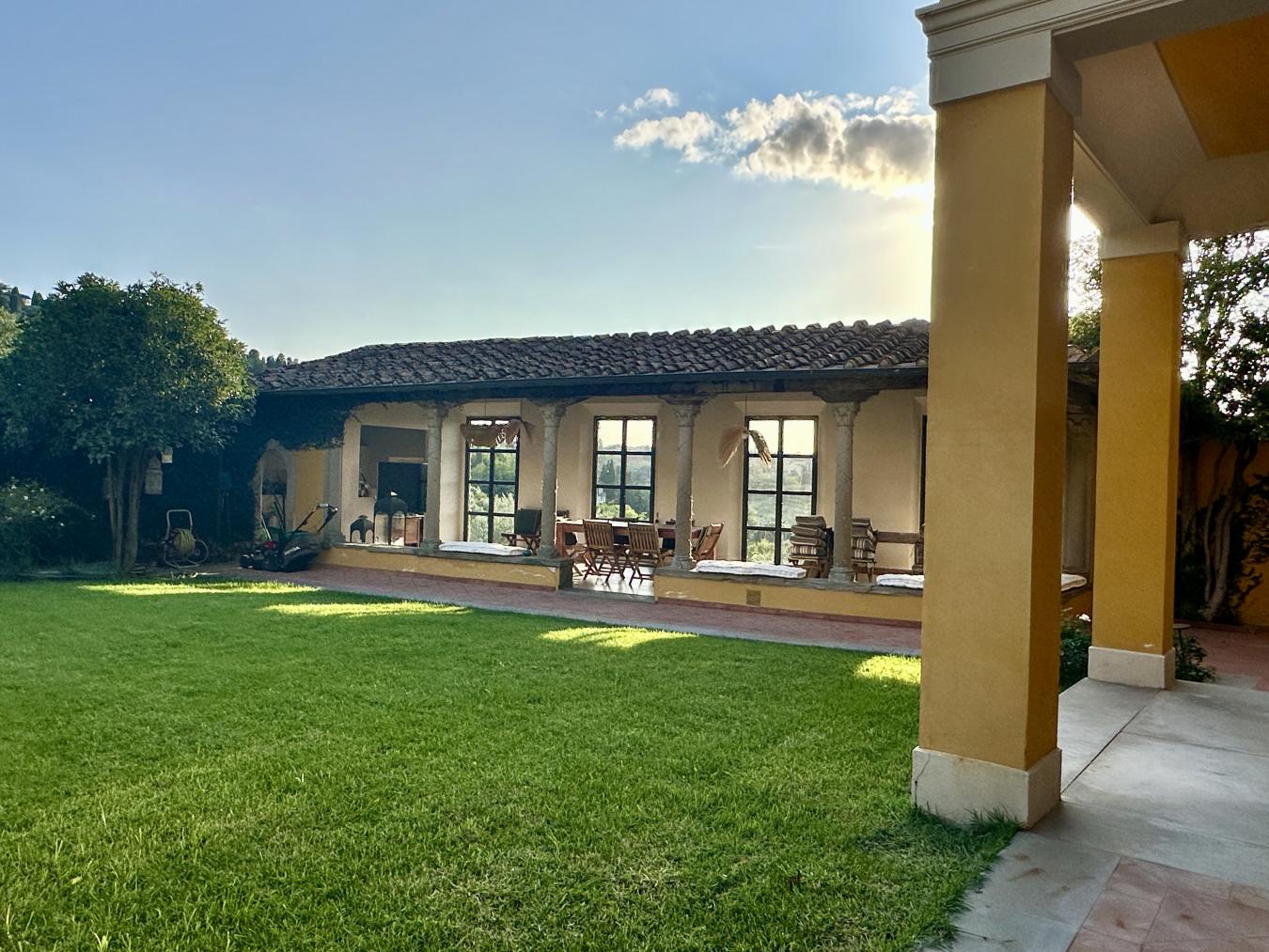 Florence, FI, Italy, 6 Bedrooms Bedrooms, ,9 BathroomsBathrooms,Residential,For Sale,1988660