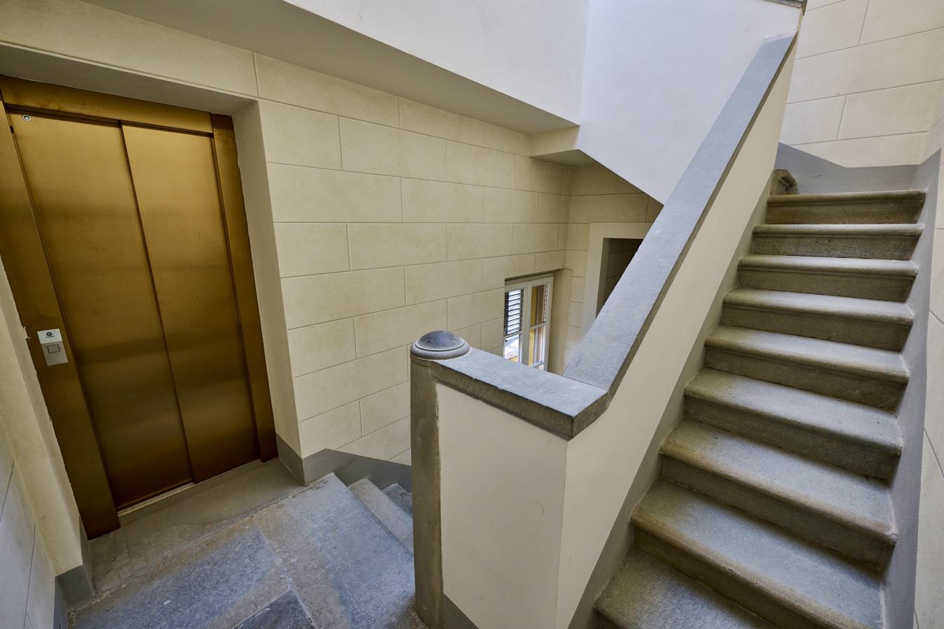 Florence, FI, Italy, 6 Bedrooms Bedrooms, ,9 BathroomsBathrooms,Residential,For Sale,1988660