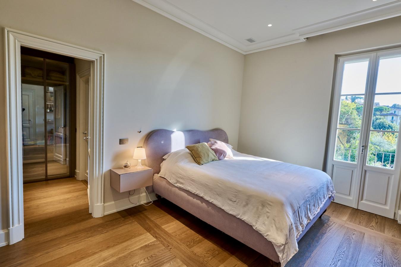 Florence, FI, Italy, 6 Bedrooms Bedrooms, ,9 BathroomsBathrooms,Residential,For Sale,1988660