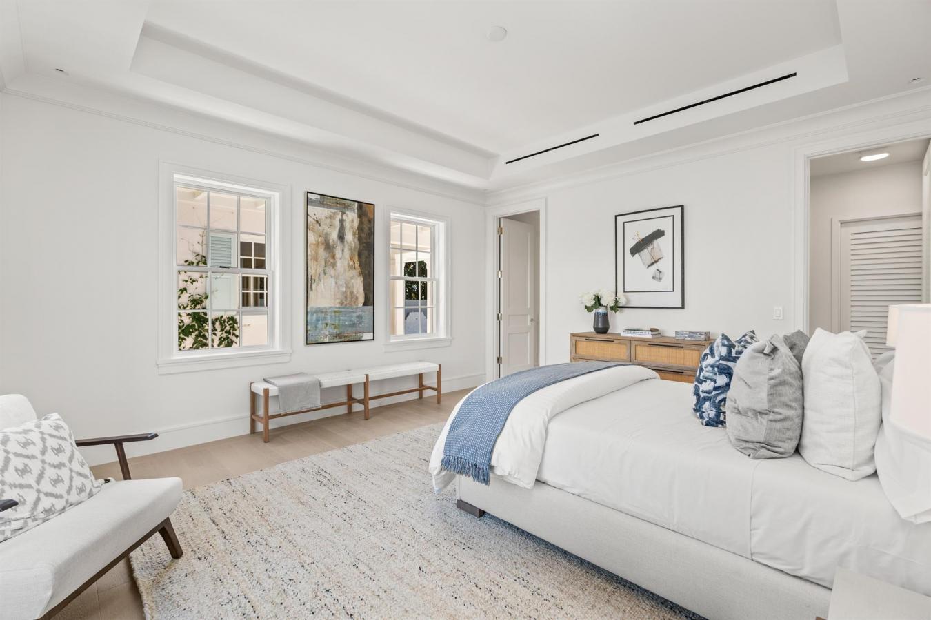 Palm Beach, Florida, 33480, United States, 4 Bedrooms Bedrooms, ,6 BathroomsBathrooms,Residential,For Sale,1988779