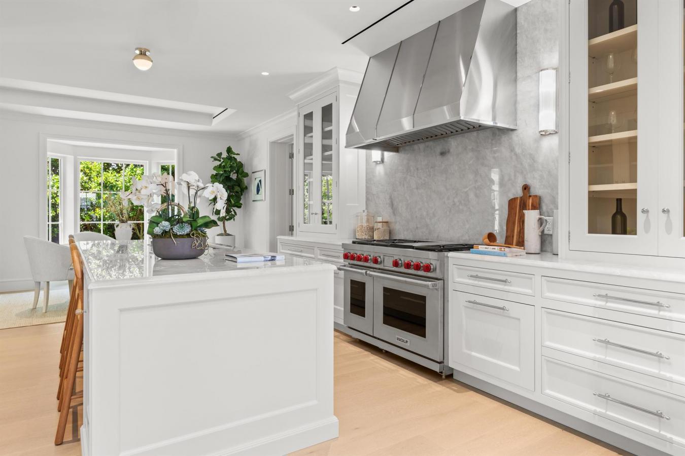 Palm Beach, Florida, 33480, United States, 4 Bedrooms Bedrooms, ,6 BathroomsBathrooms,Residential,For Sale,1988779