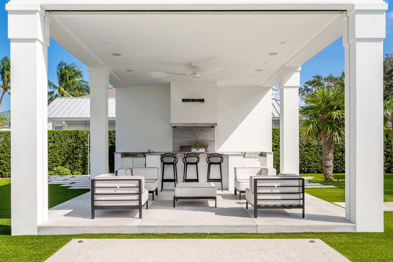 Jupiter, Florida, 33458, United States, 6 Bedrooms Bedrooms, ,6 BathroomsBathrooms,Residential,For Sale,1988778